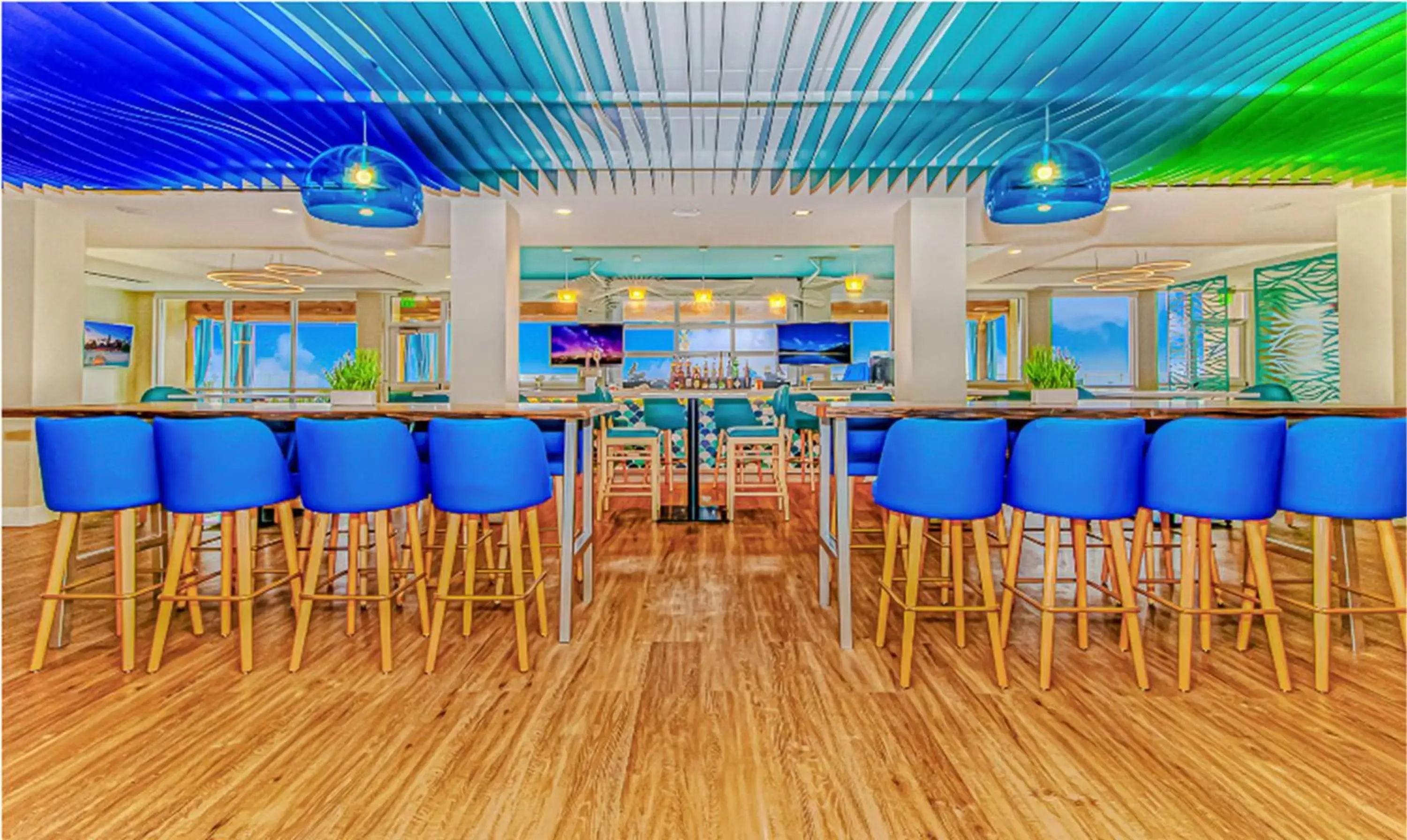 Lounge or bar, Banquet Facilities in Holiday Inn Resort Oceanfront at Surfside Beach, an IHG Hotel