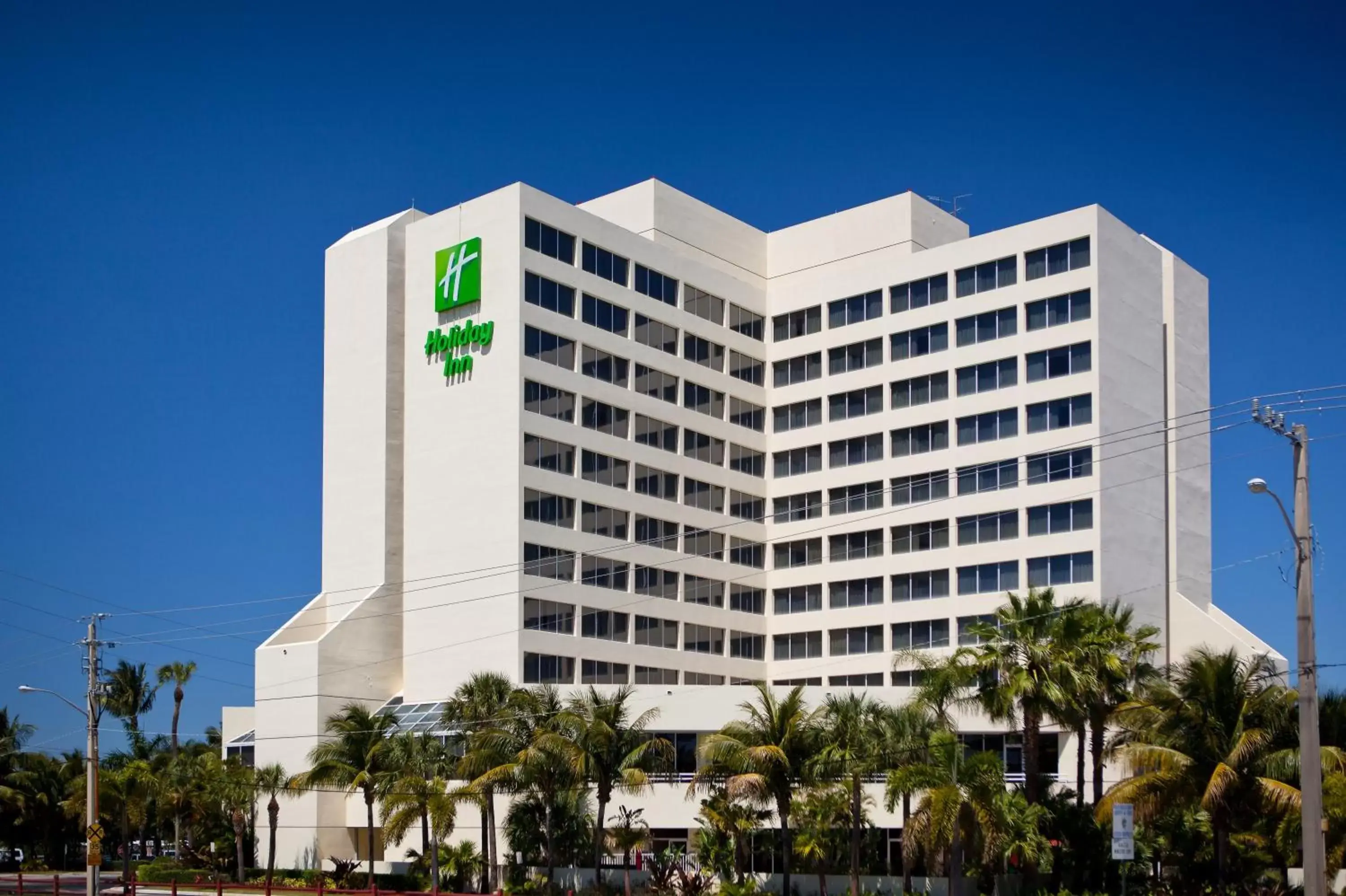 Property Building in Holiday Inn Palm Beach-Airport Conf Ctr, an IHG Hotel