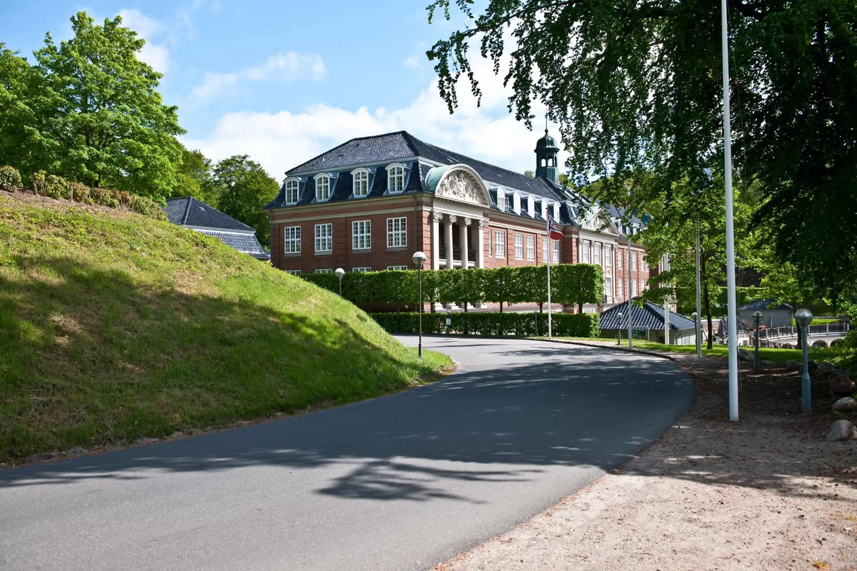 Facade/entrance, Property Building in Hotel Koldingfjord