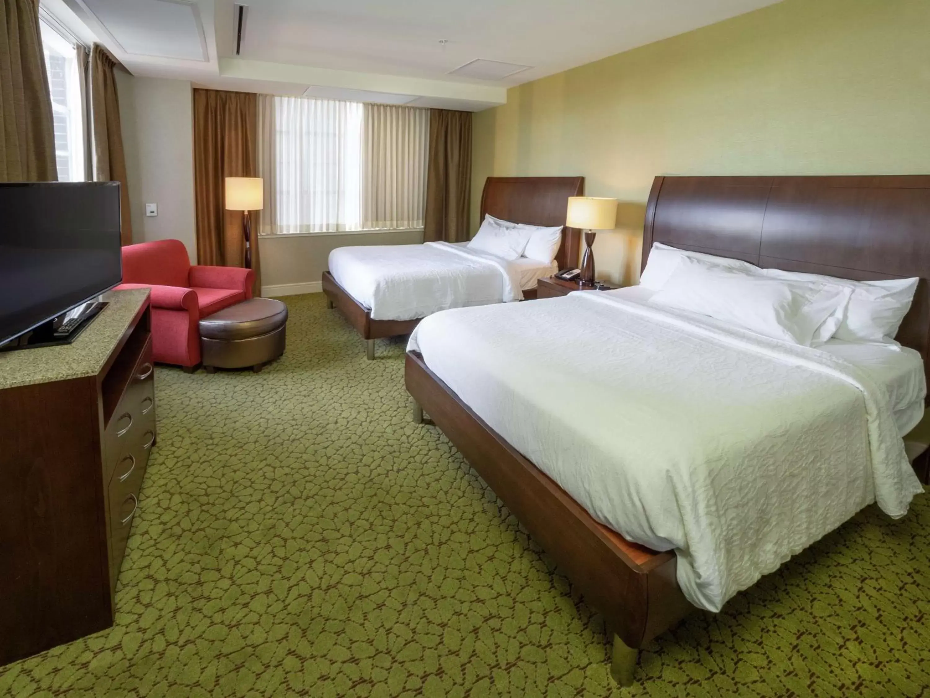 Bed in The Hilton Garden Inn Buffalo-Downtown
