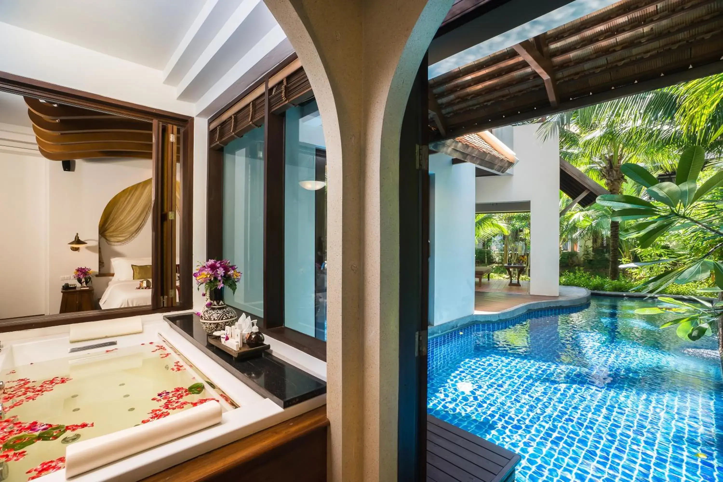 Photo of the whole room in Royal Muang Samui Villas - SHA Extra Plus Photo of the whole room in Royal Muang Samui Villas - SHA Extra Plus