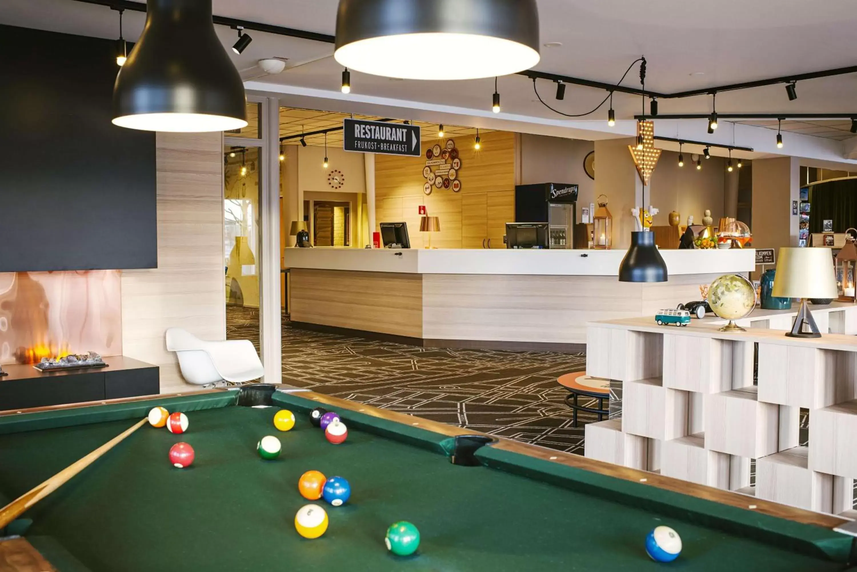 Lobby or reception, Billiards in Scandic Uppsala Nord