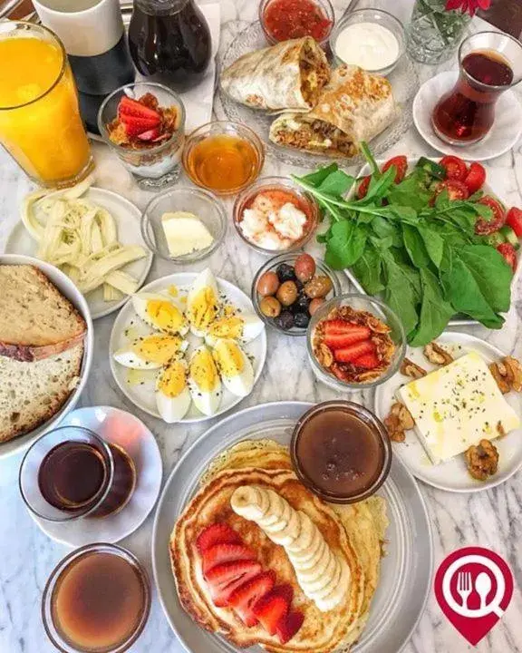 Food and drinks, Breakfast in Alyon Hotel Taksim