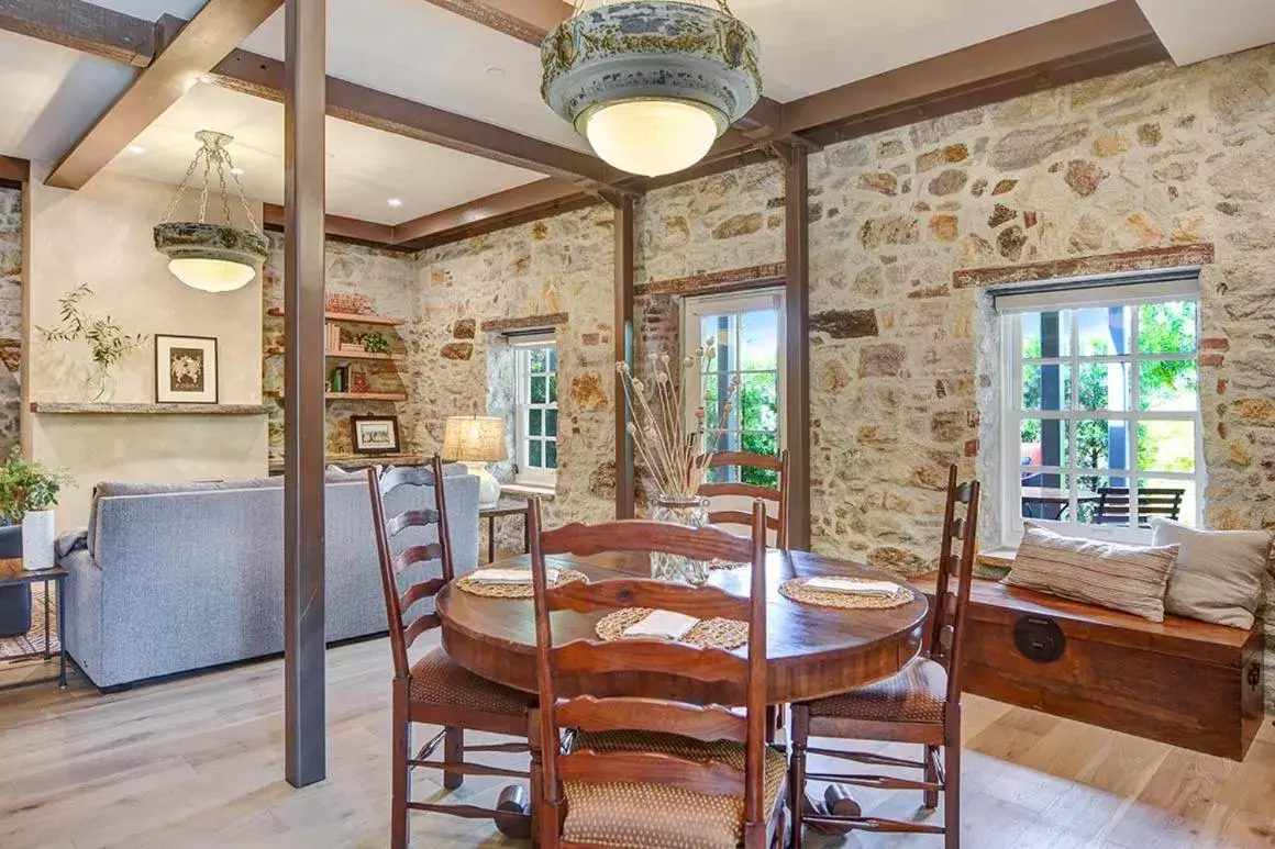 Dining Area in Bungalows 313