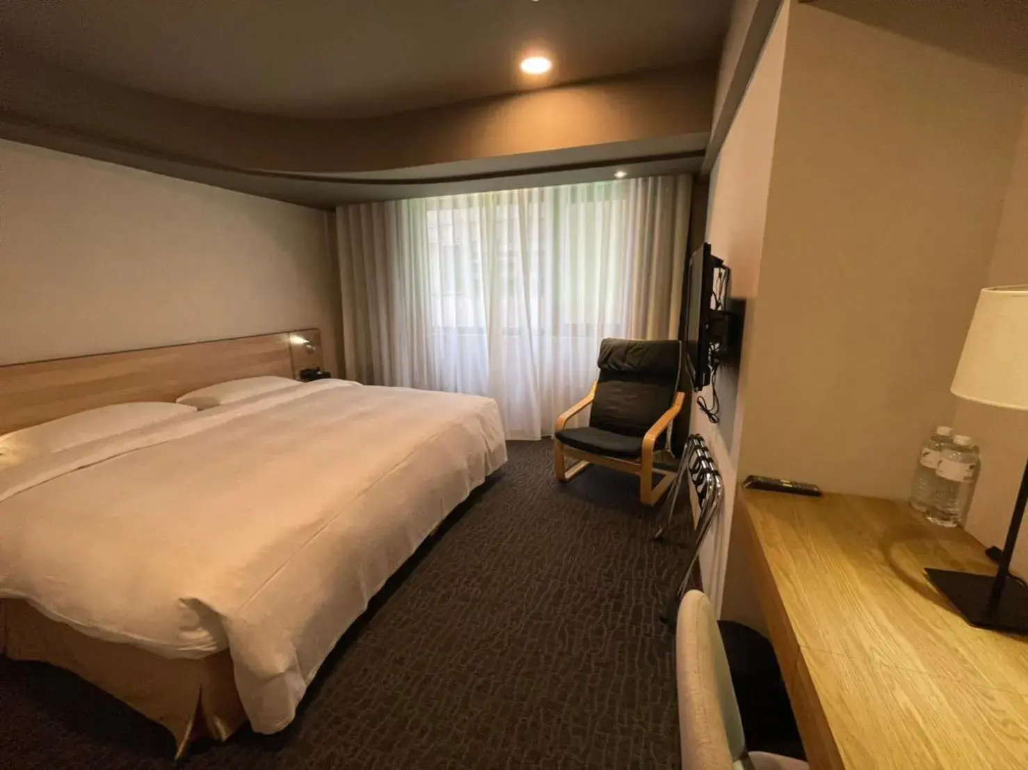 Photo of the whole room, Bed in Simple Hotel