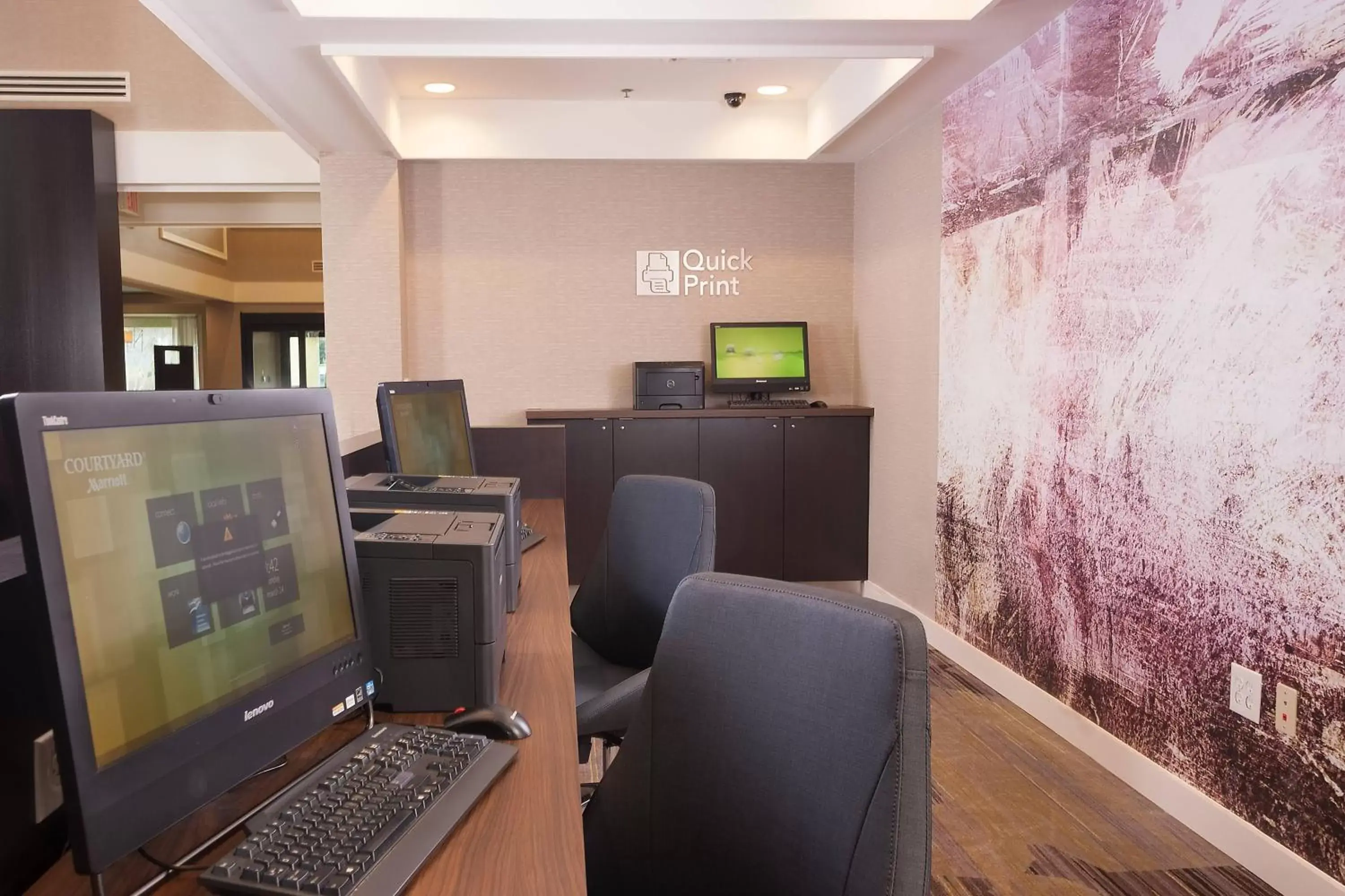 Business facilities in Courtyard Greenville-Spartanburg Airport
