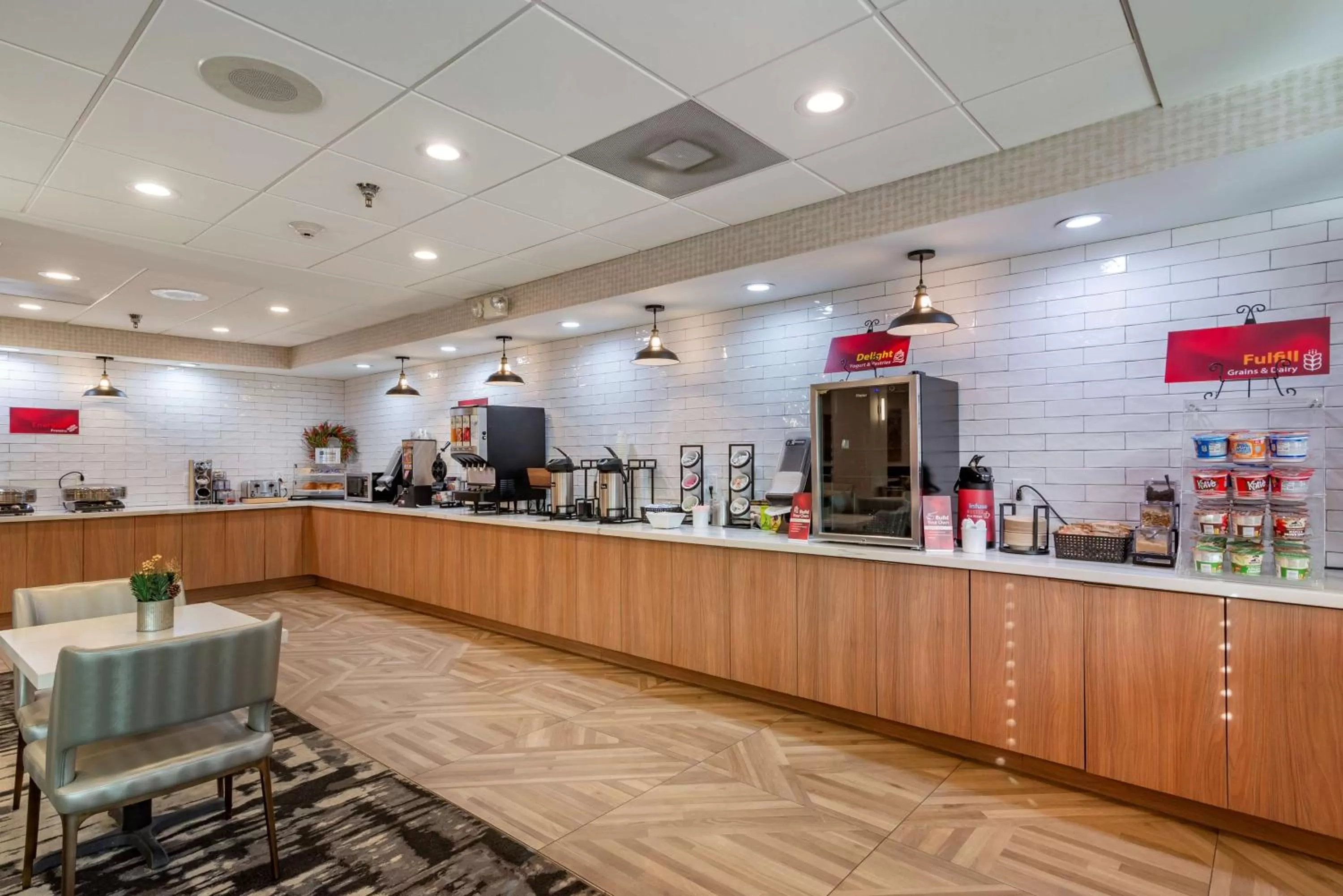 Breakfast in Best Western Plus Dalton Inn