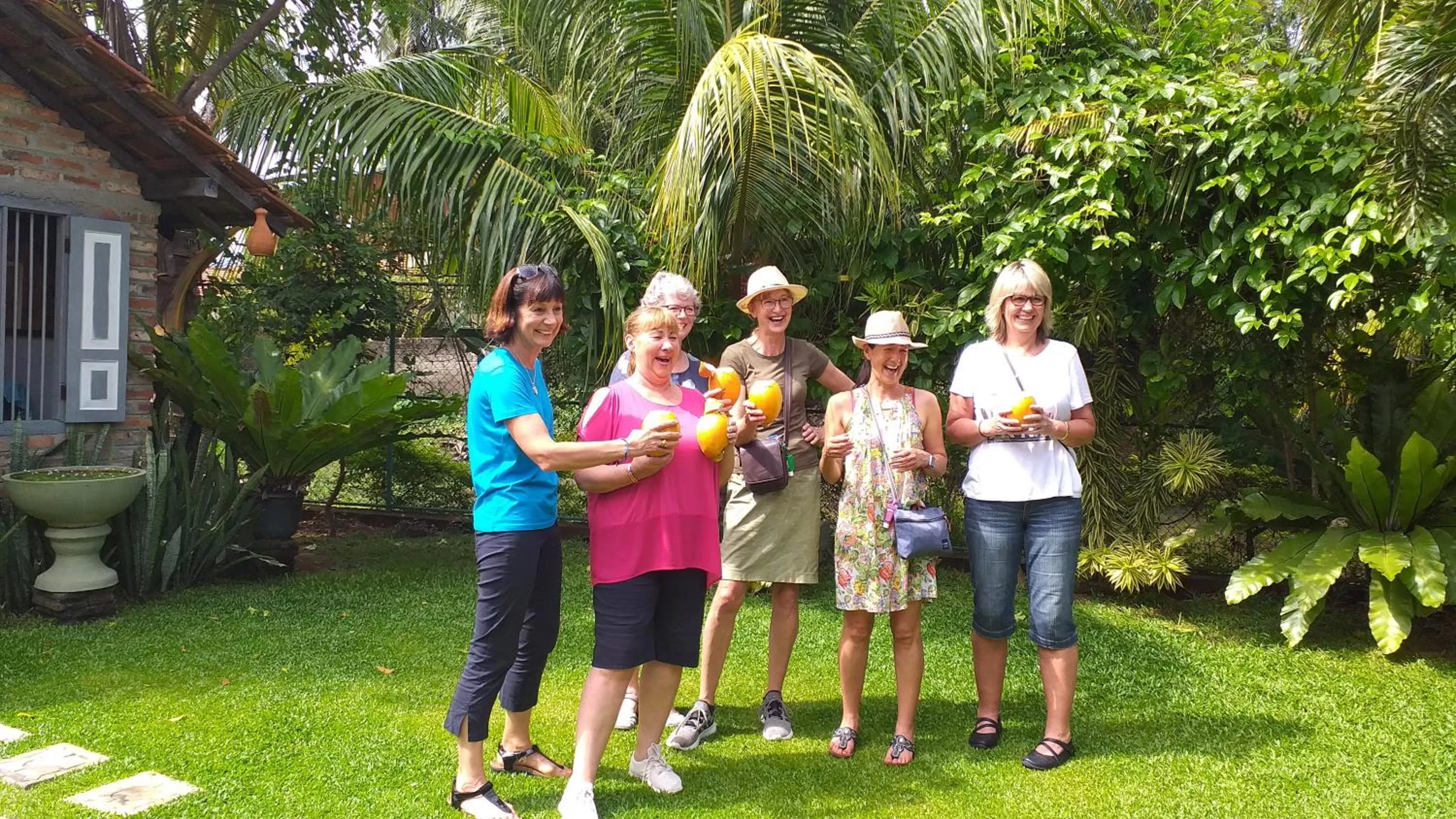 Garden in Green Wood Villa Negombo