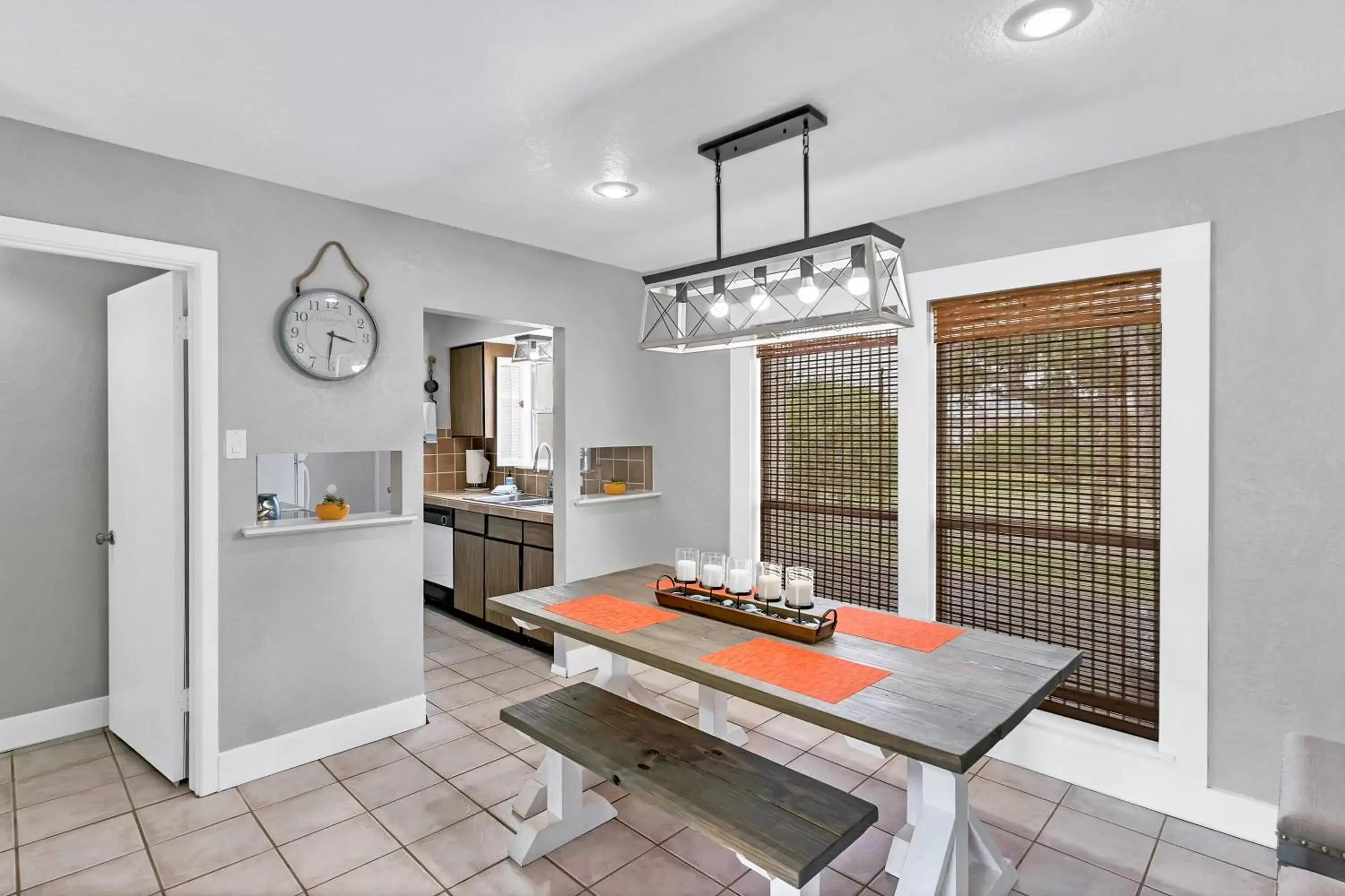 Dining Area in Fulton Beach Condos