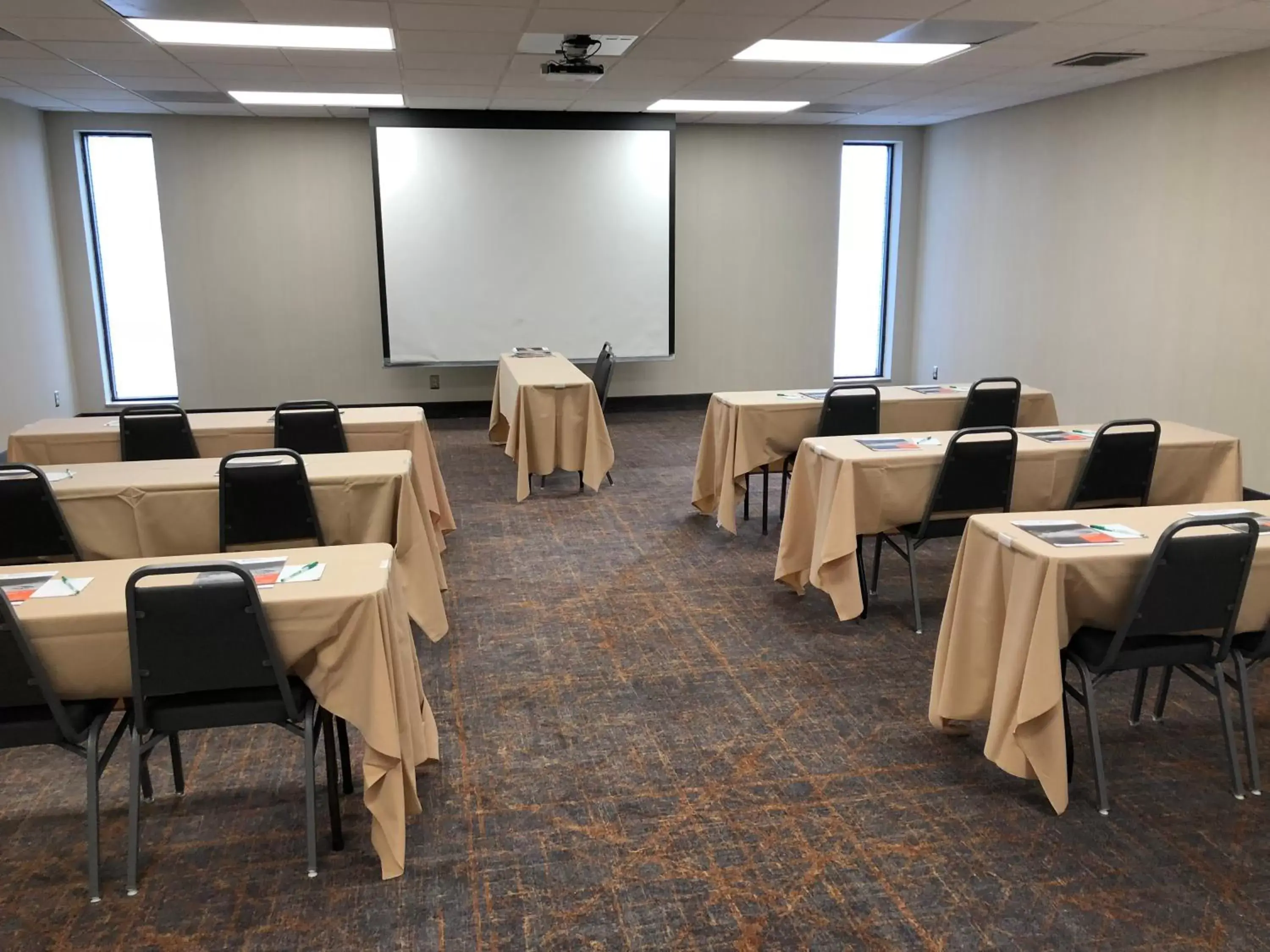 Meeting/conference room in Wyndham Garden Ann Arbor