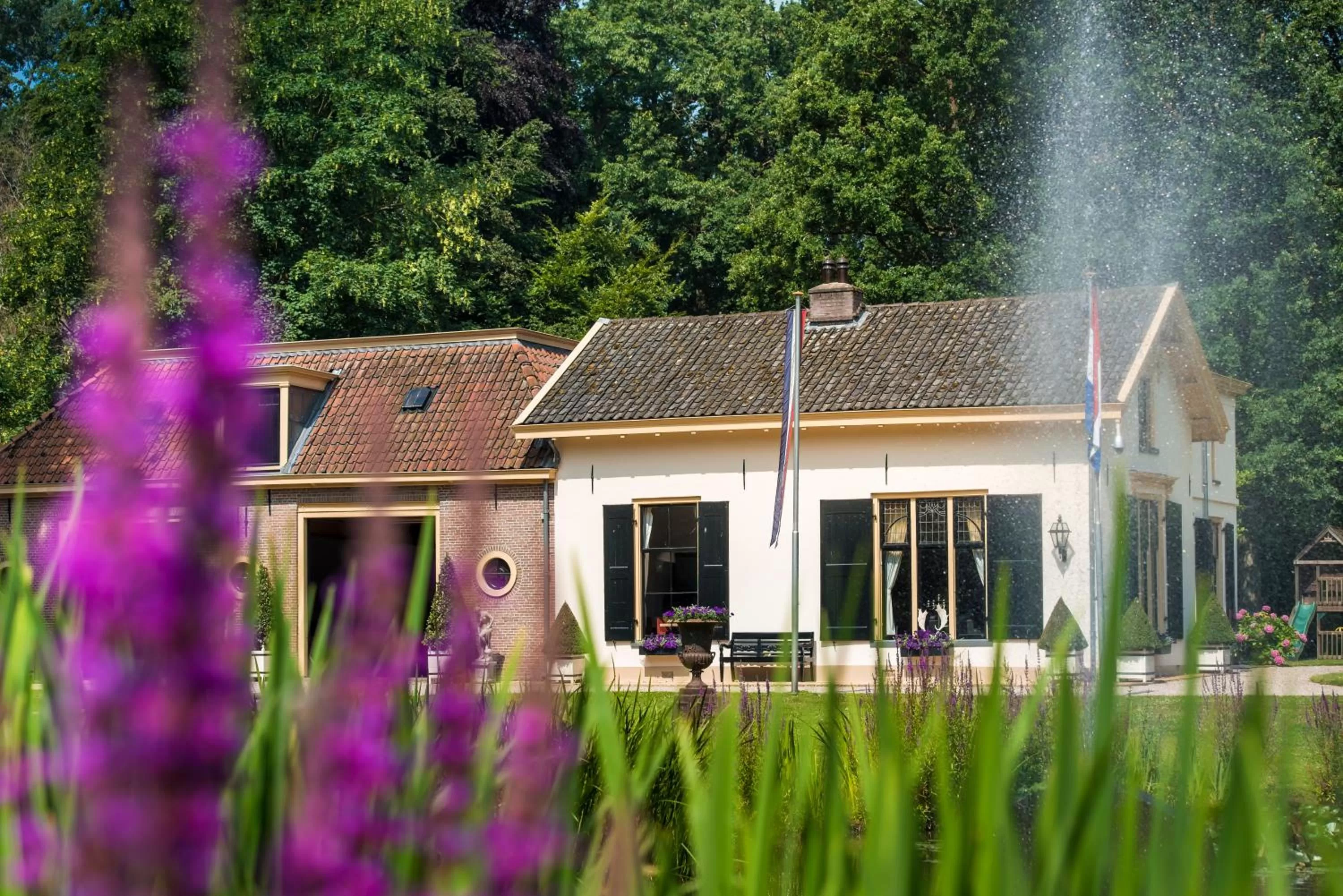 Property Building in B&B en SPA Landgoed Matanze