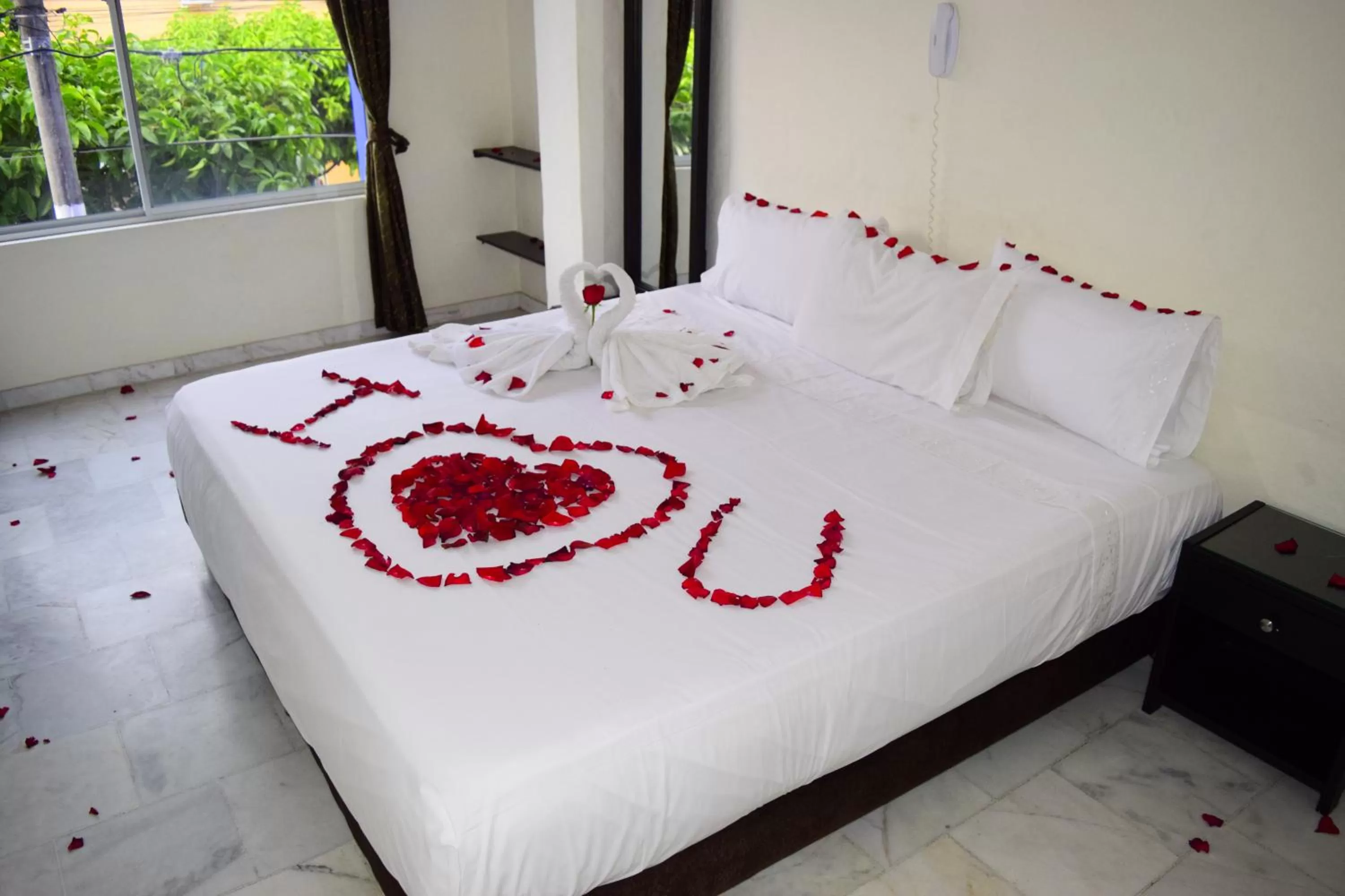 Photo of the whole room, Bed in Blue Star Hotel