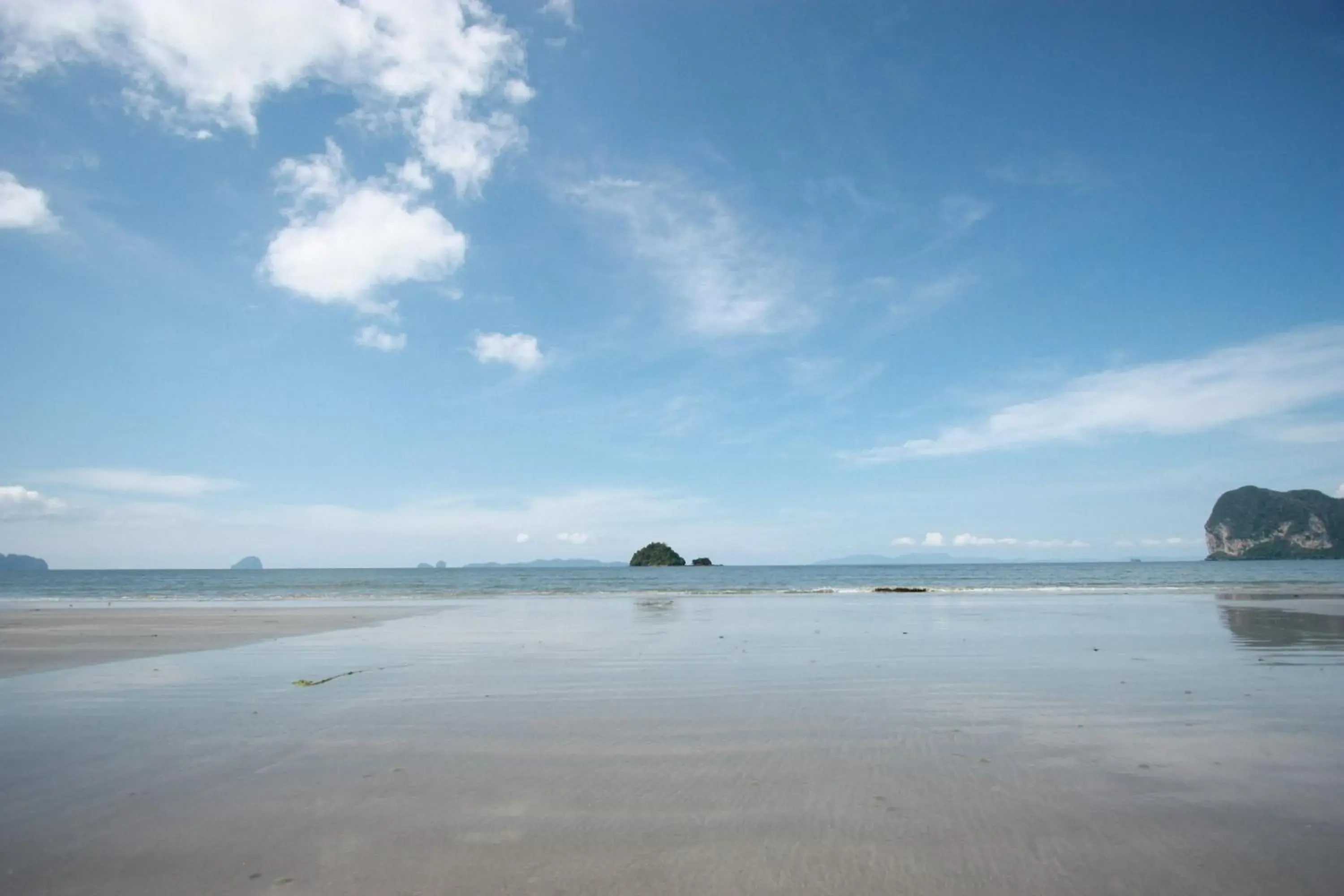 Beach in Pakmeng Resort