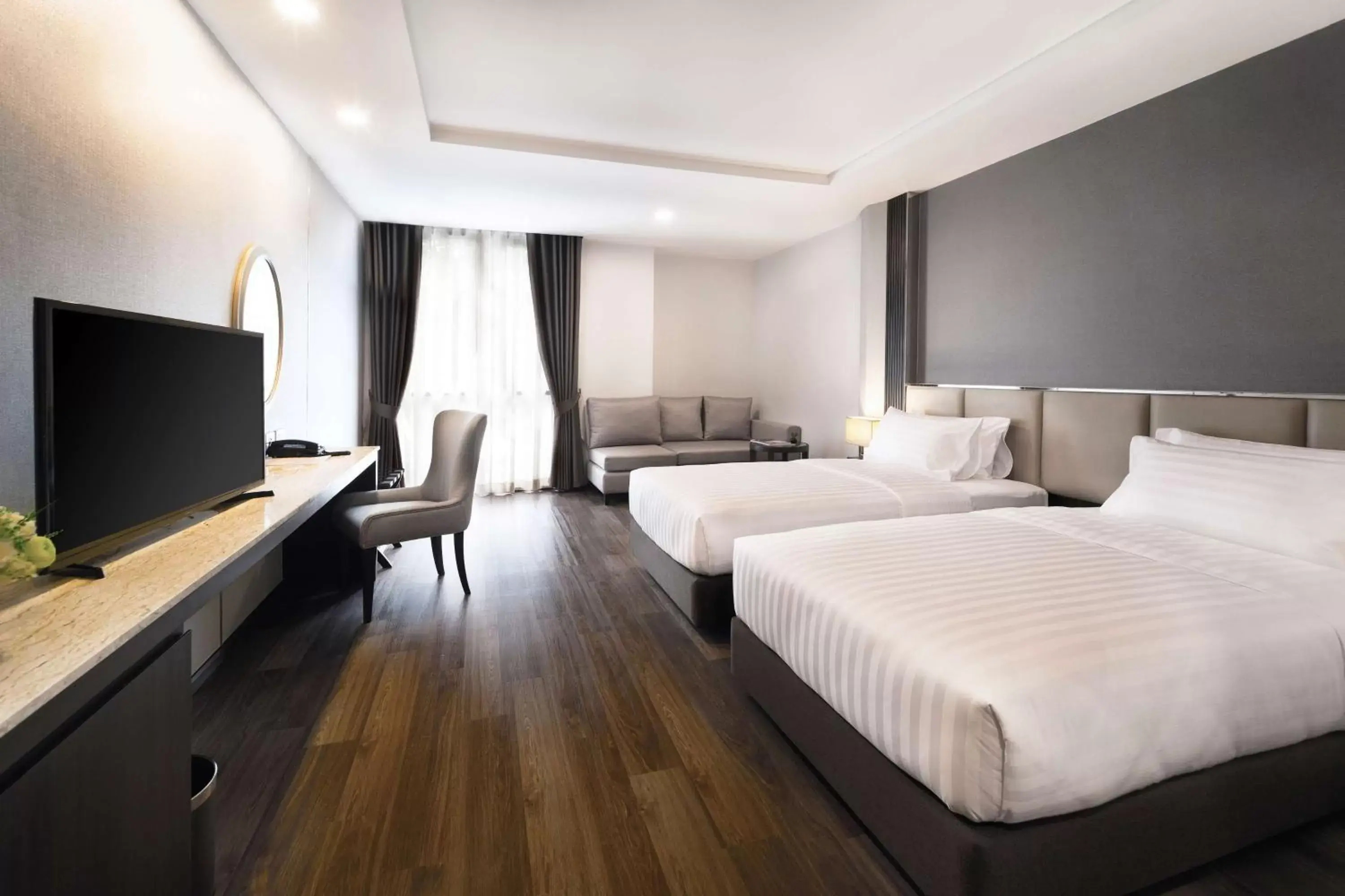 Bedroom, Bed in SureStay Plus by Best Western Sukhumvit 2 Bedroom, Bed in SureStay Plus by Best Western Sukhumvit 2