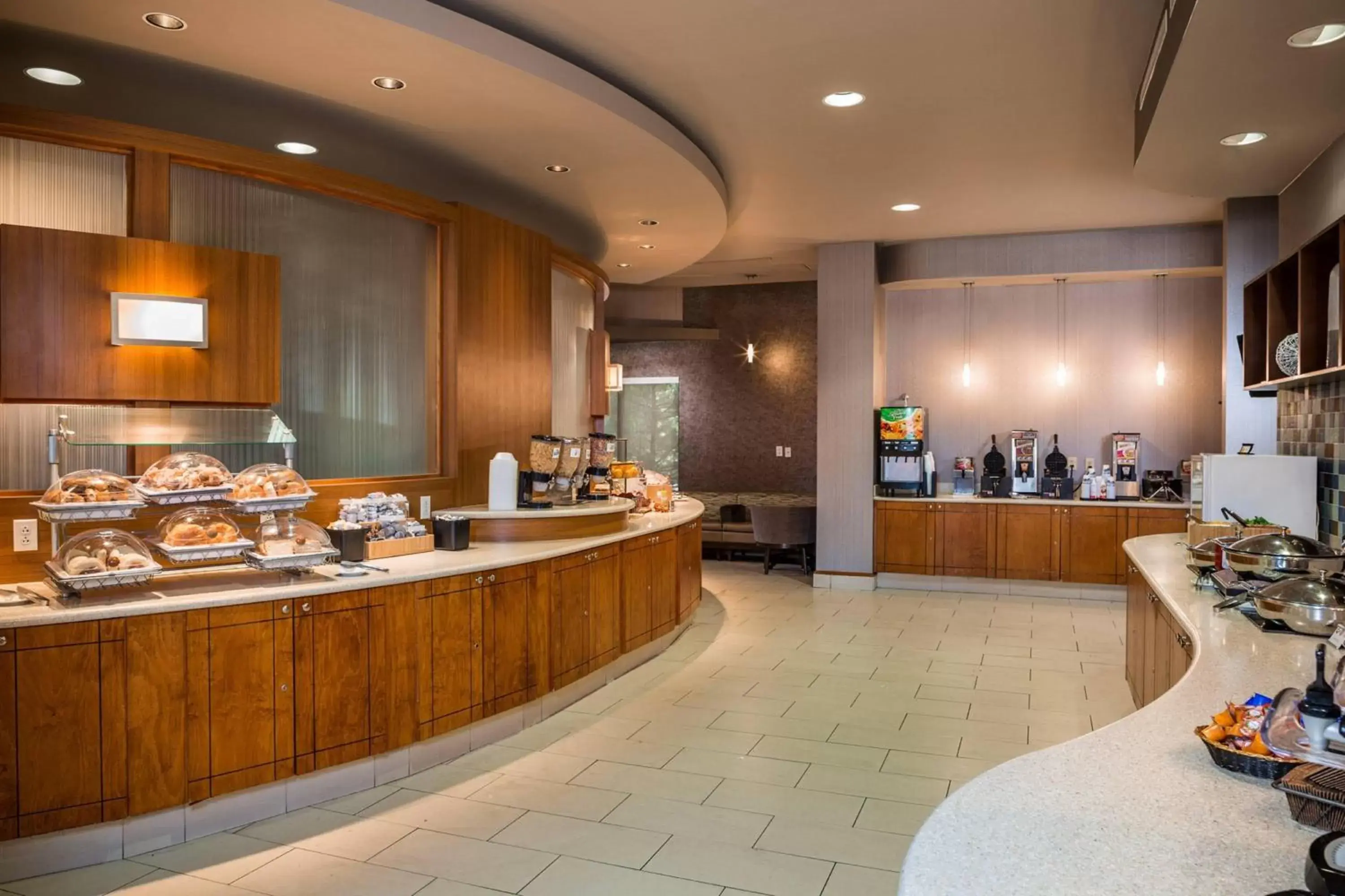 Breakfast, Restaurant/Places to Eat in SpringHill Suites Hampton