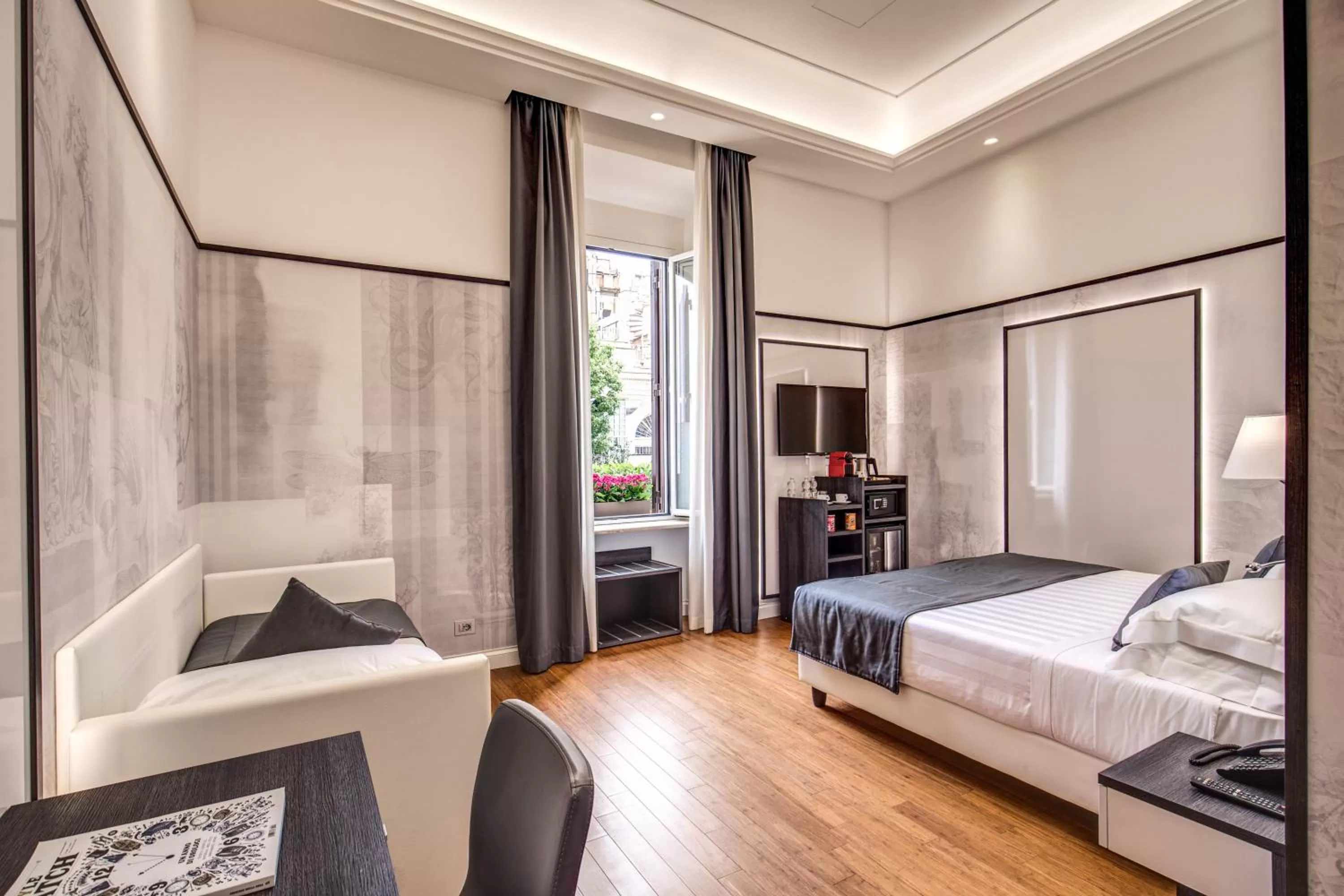 Photo of the whole room, Bed in The Liberty Boutique Hotel