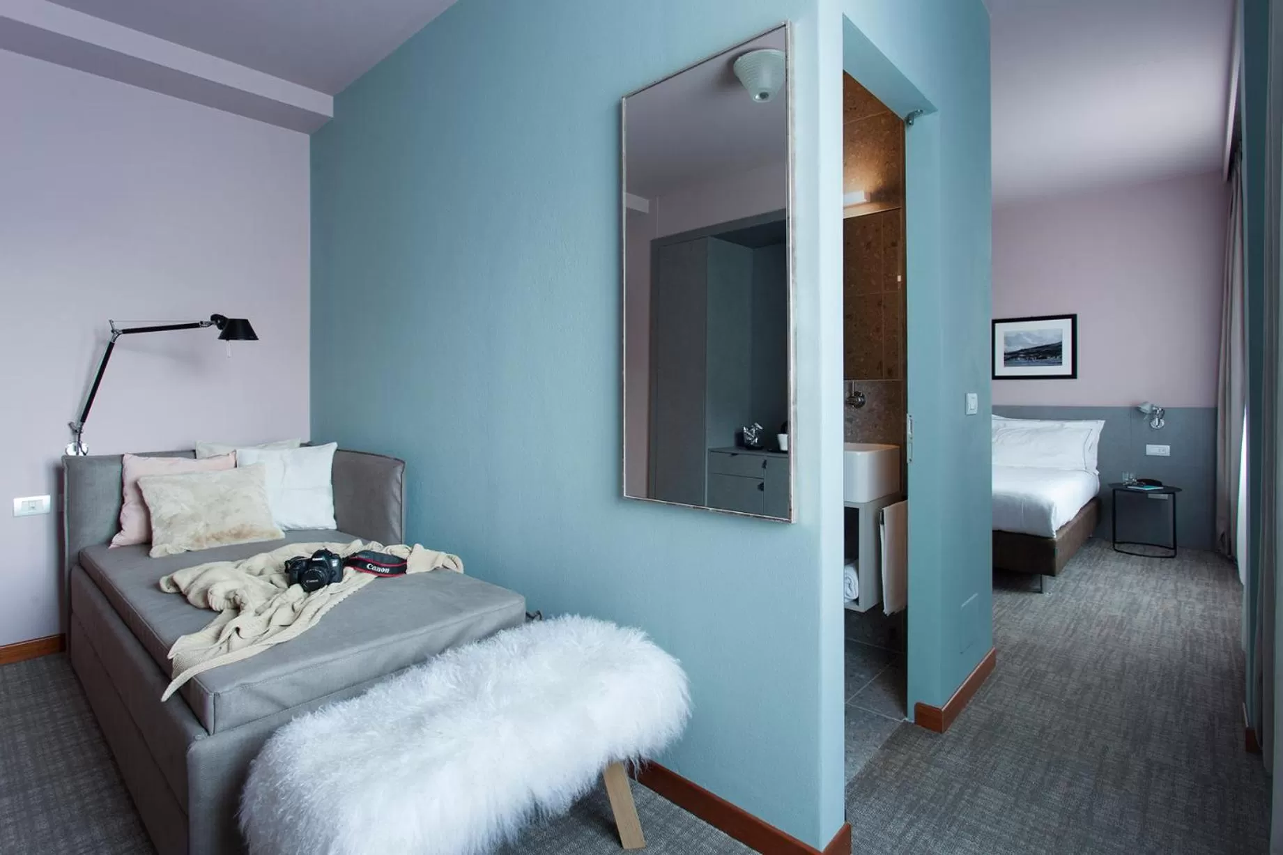 Living room, Bed in Hotel Tremoggia