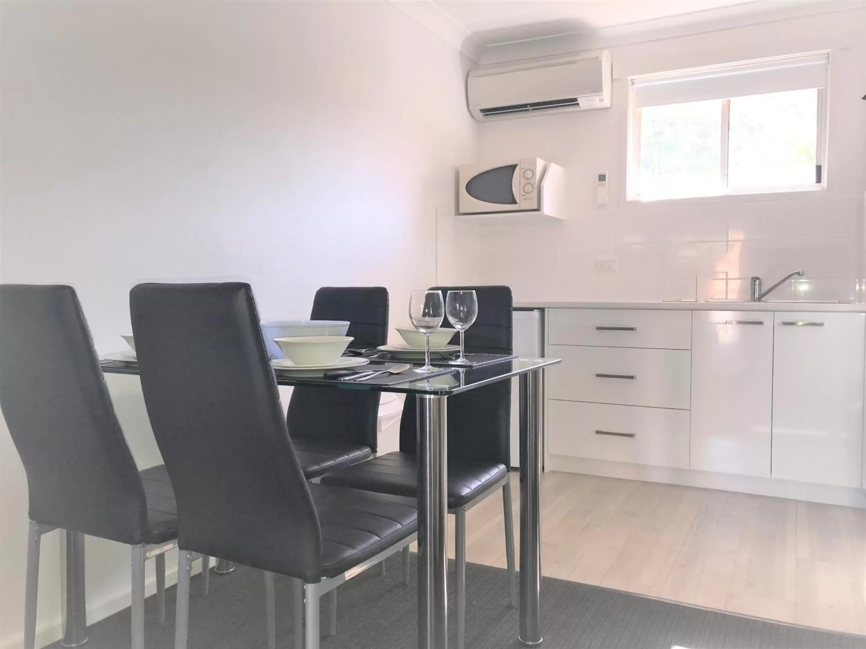 Dining Area in Culburra Beach Motel