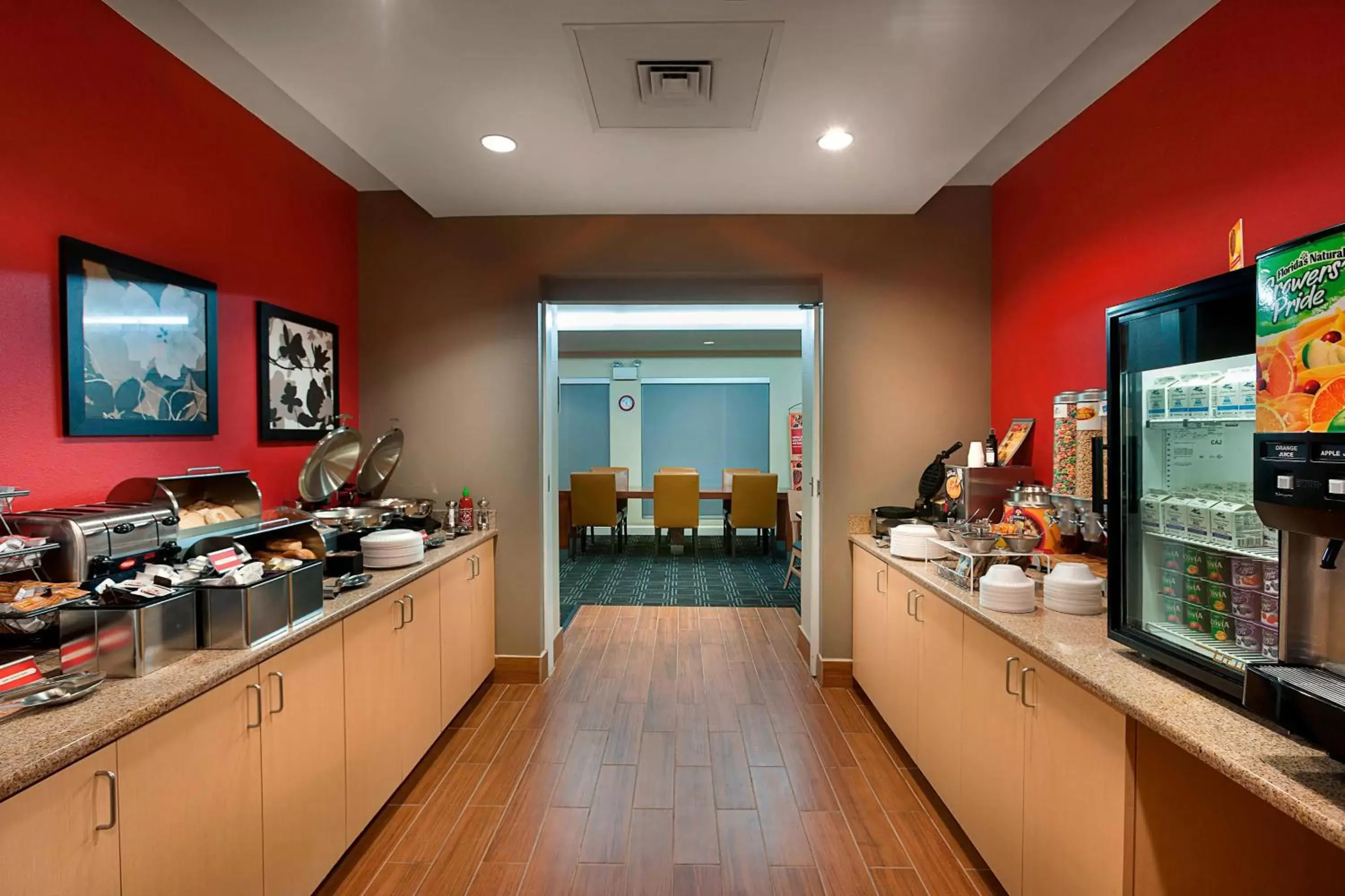 Breakfast, Kitchen/Kitchenette in TownePlace Suites by Marriott Rock Hill