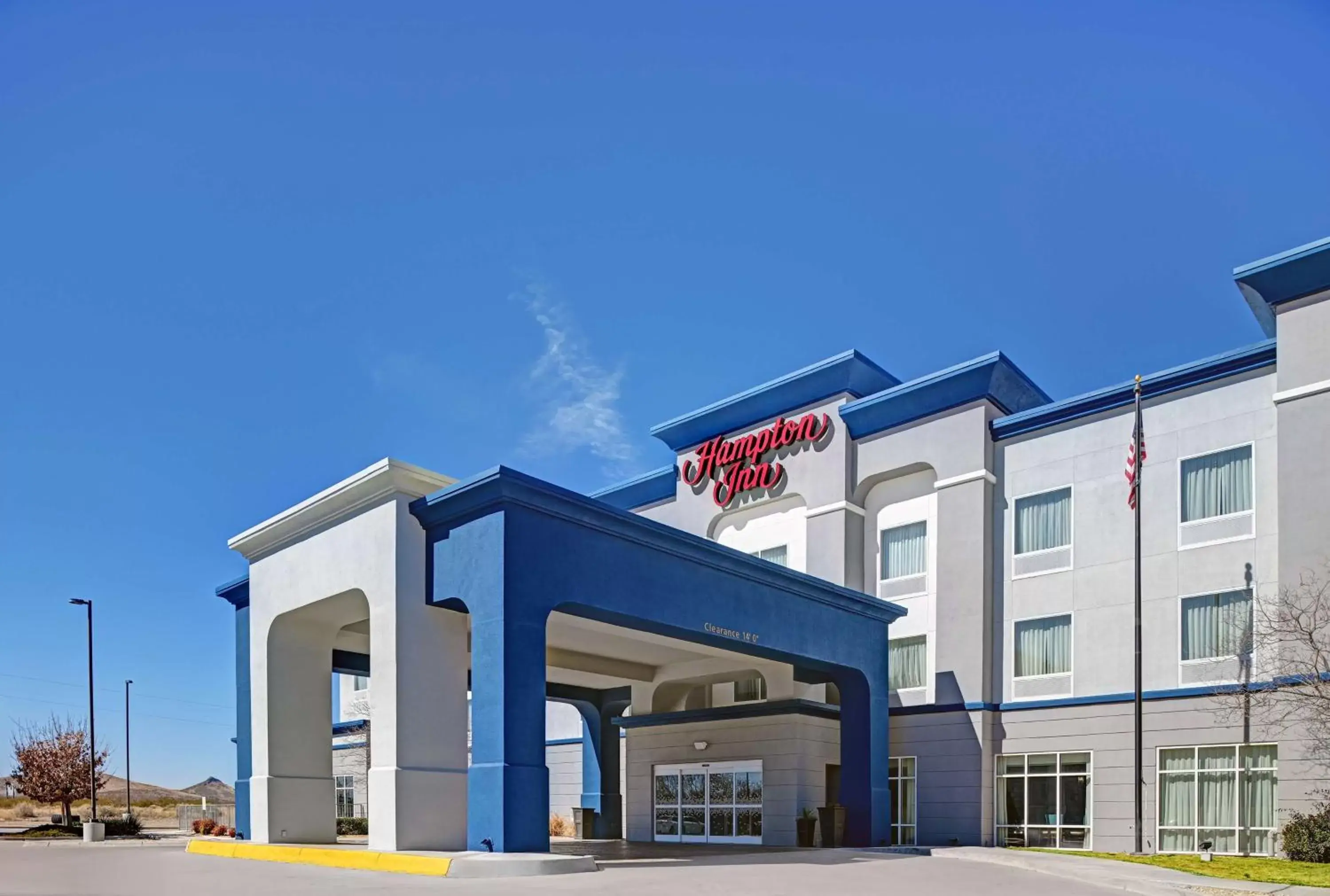 Property building in Hampton Inn Lordsburg Property building in Hampton Inn Lordsburg