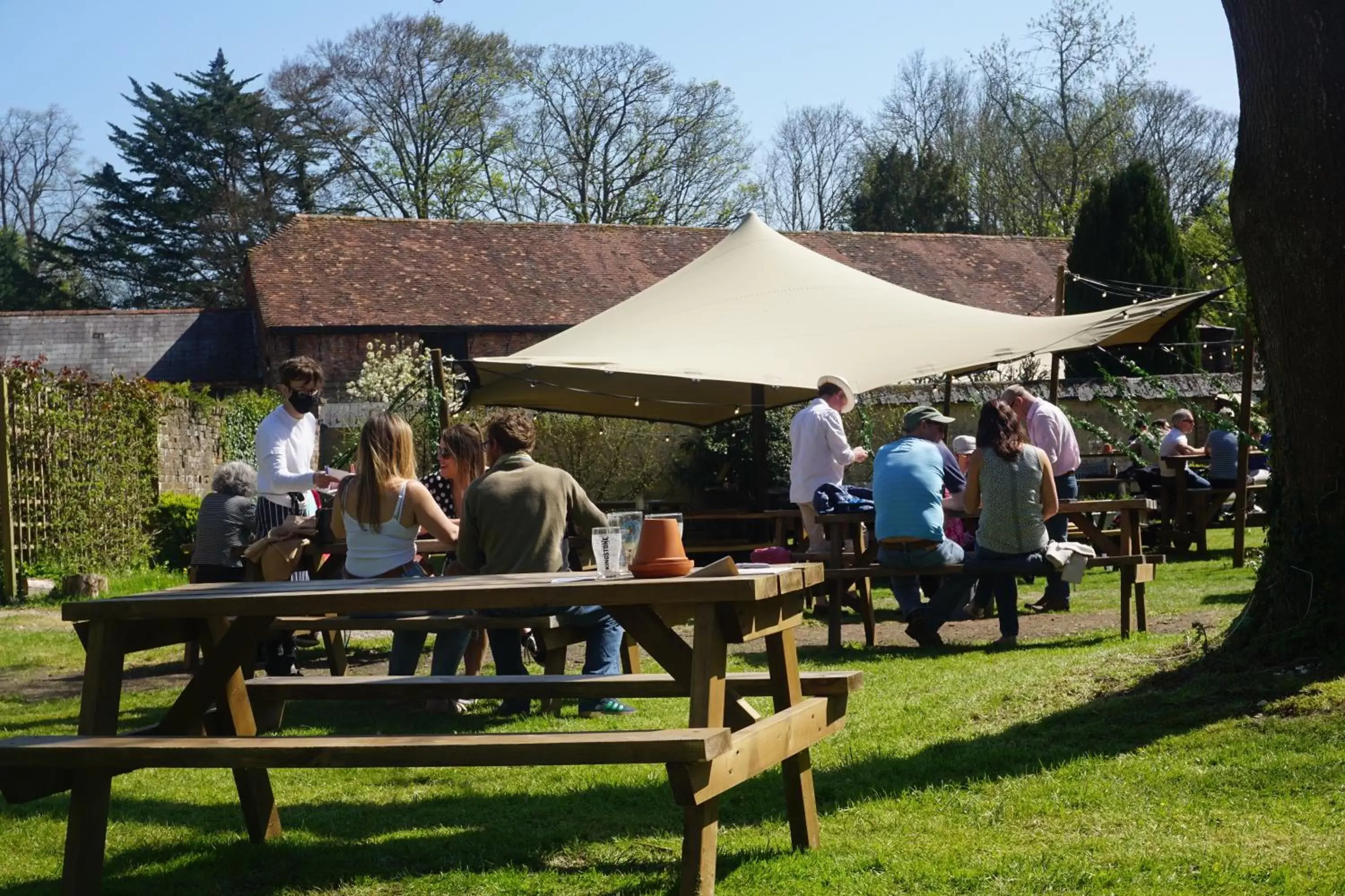 Garden in The Pembroke Arms