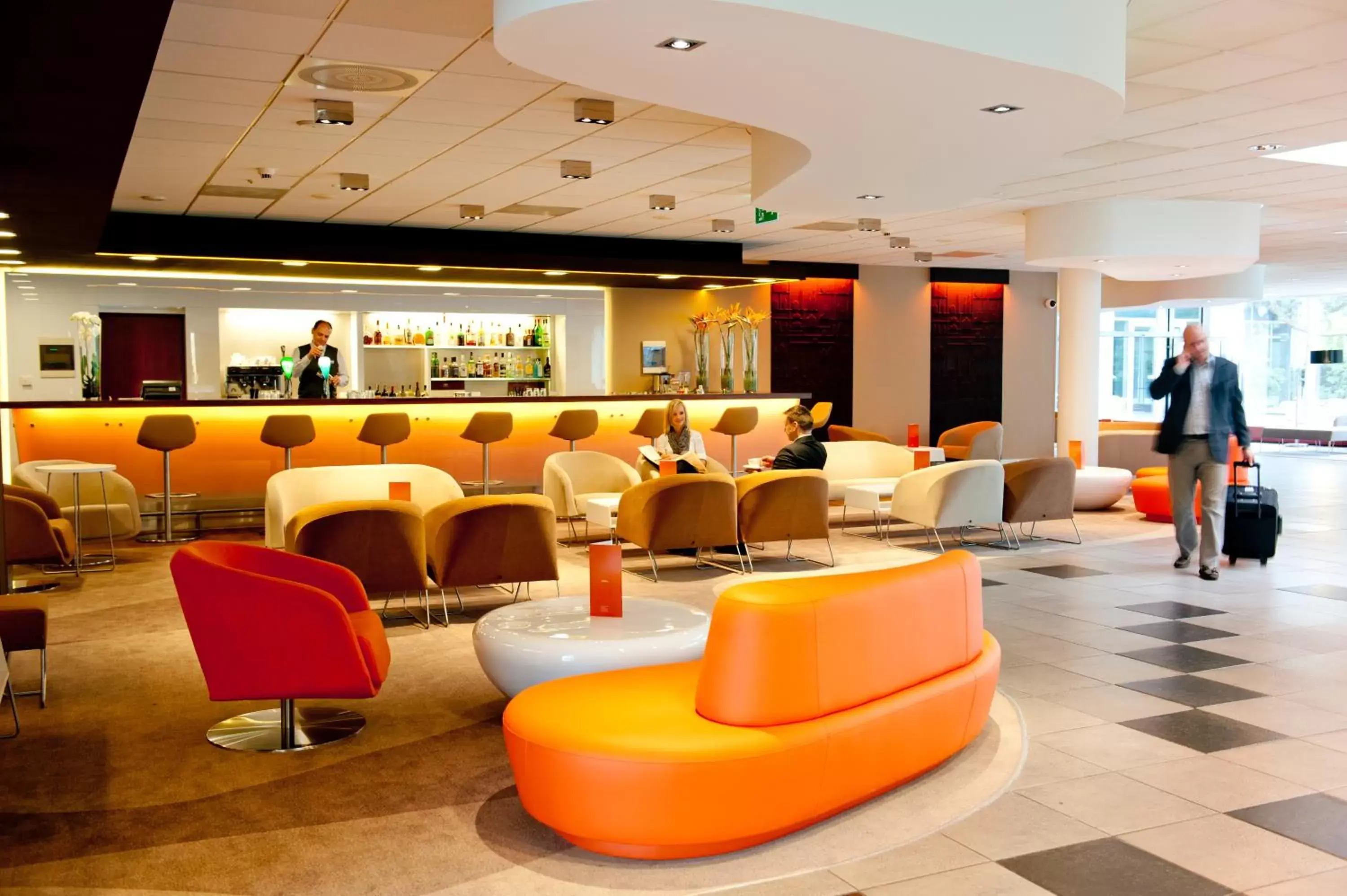 Lounge or bar in Novotel Warszawa Airport