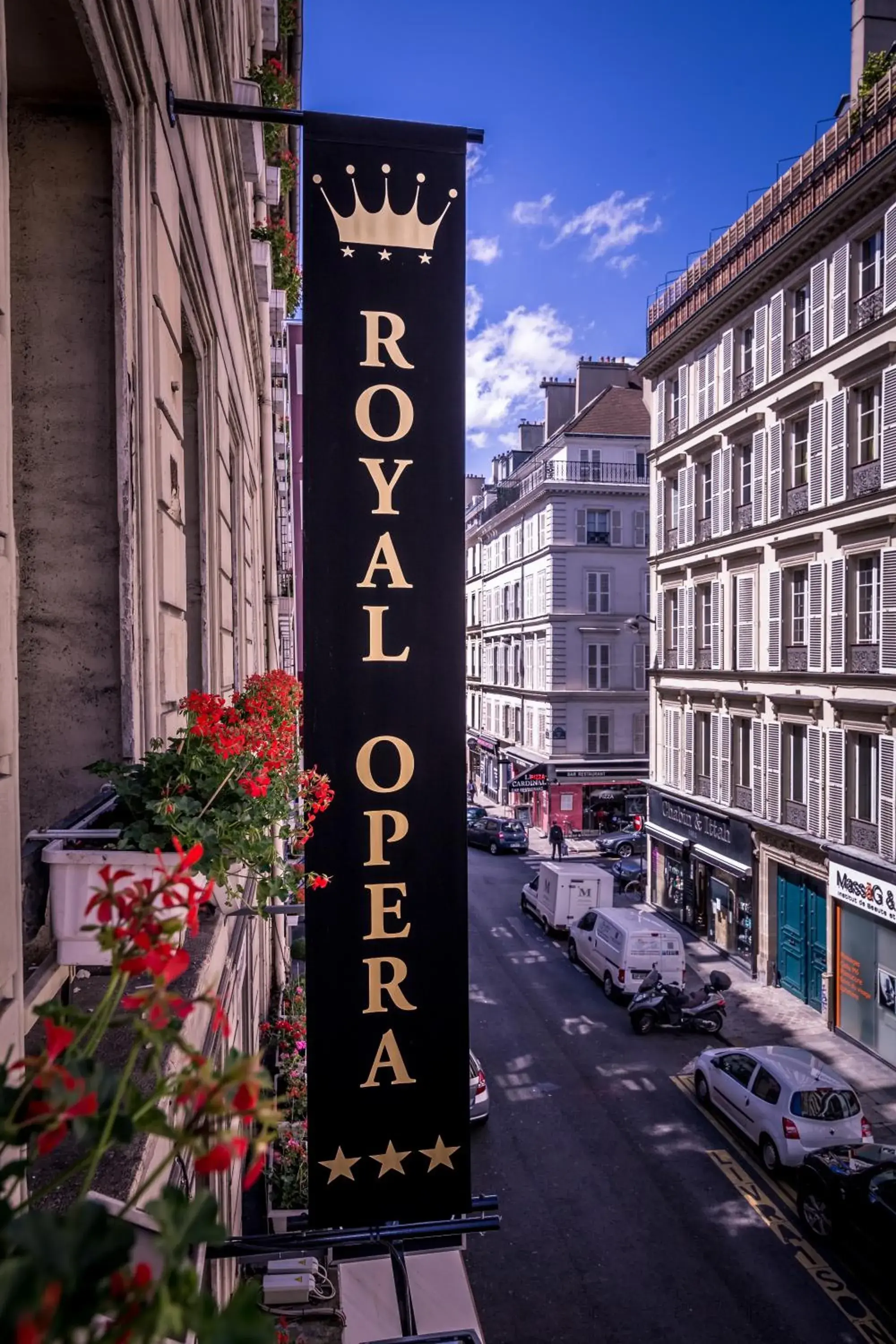 Facade/entrance in Hôtel Royal Opéra