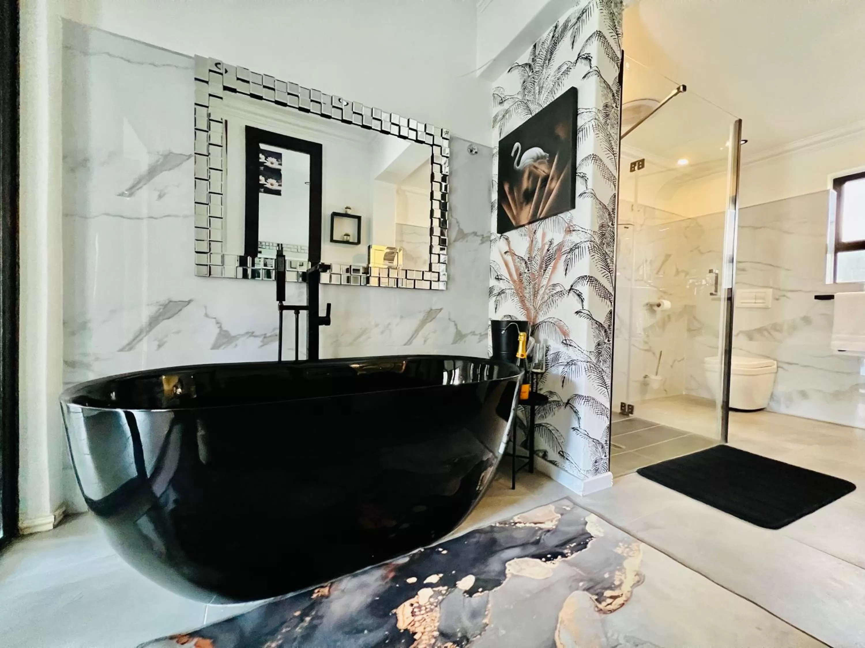 Hot Tub, Bathroom in 24 On Basil Inventive suites