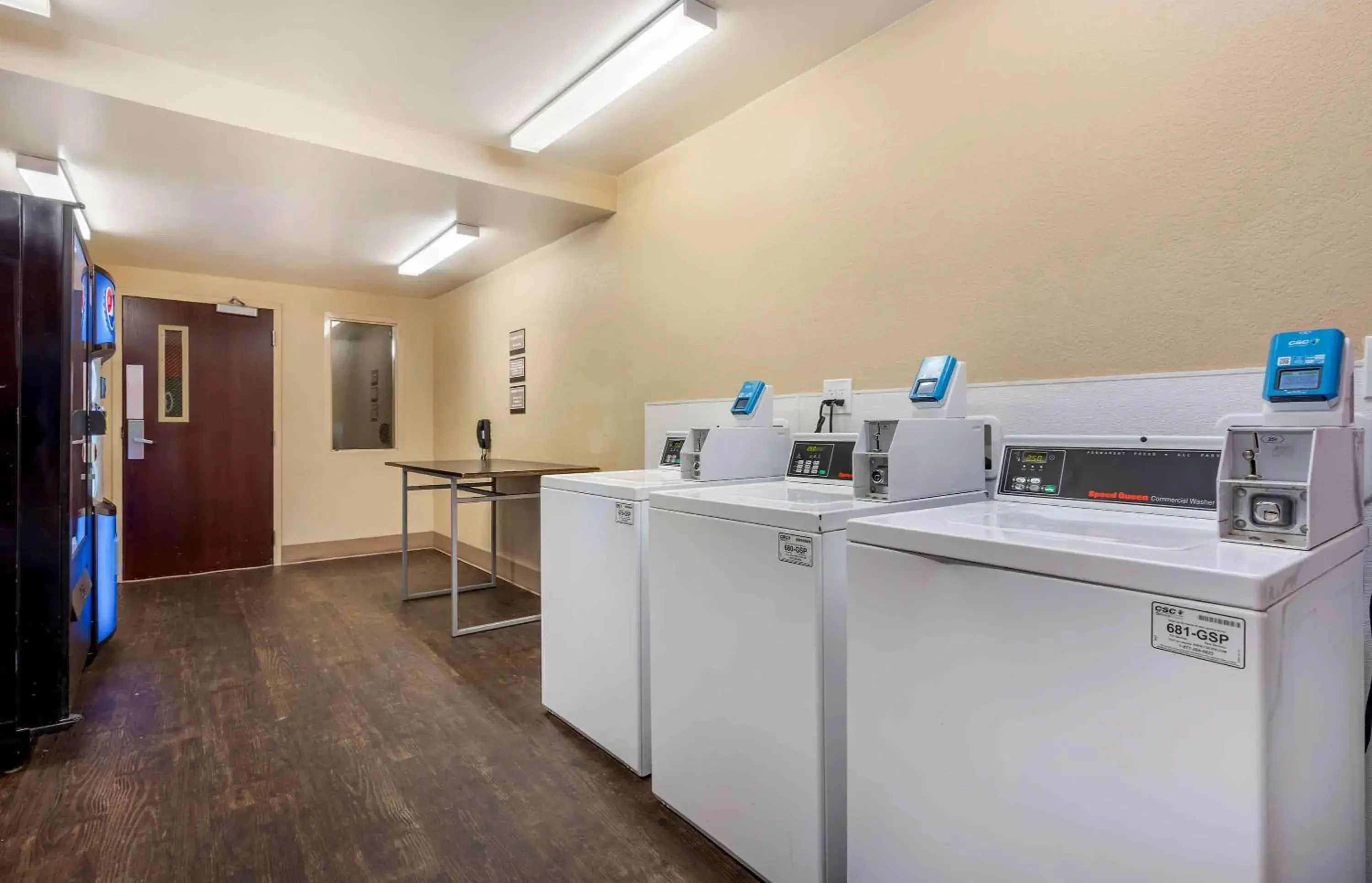 Property building, Kitchen/Kitchenette in Extended Stay America Suites - Sacramento - Roseville