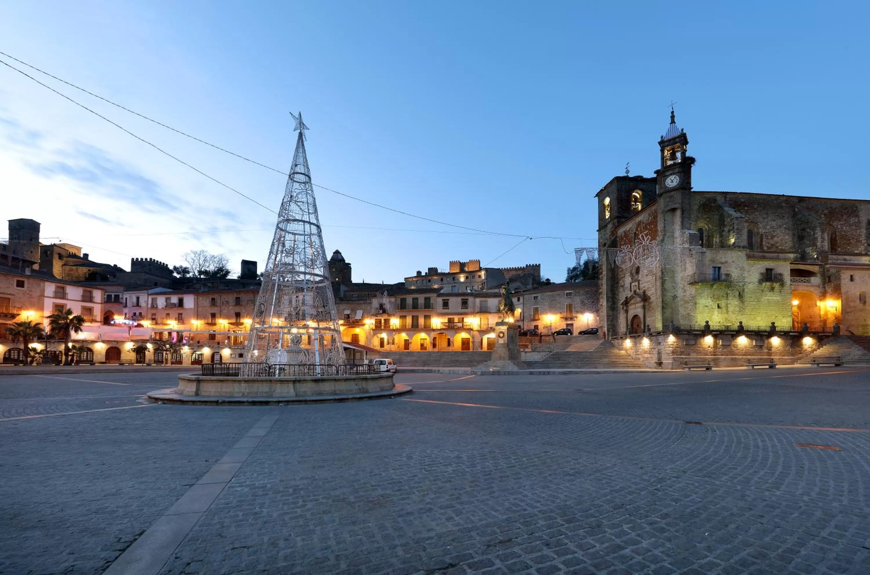 People in Eurostars Palacio de Santa Marta