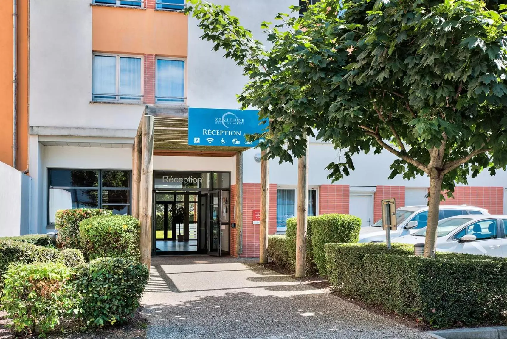 Property building in Zenitude Hôtel-Résidences Toulouse Métropole