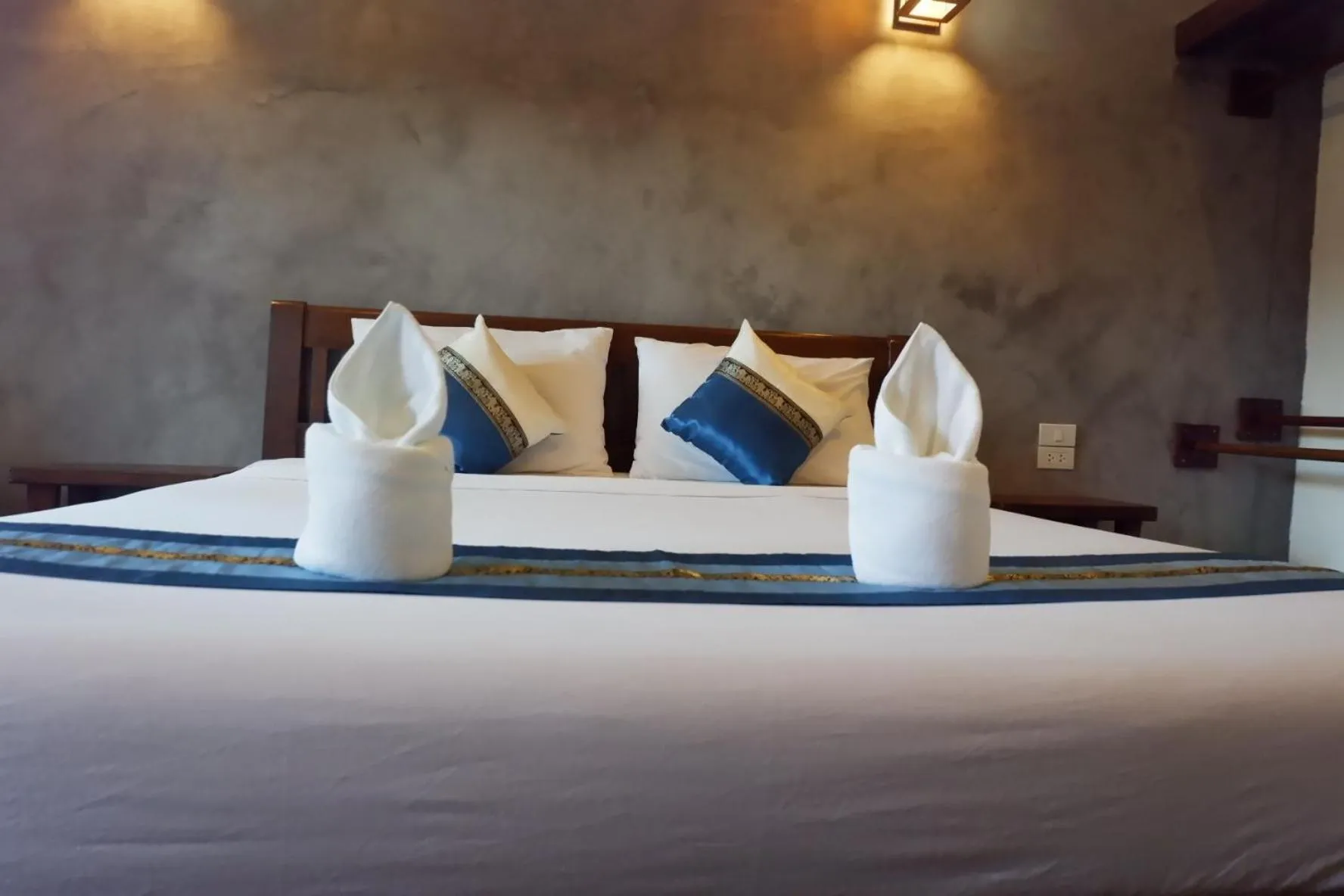 Bed in Home Inn Pai Garden