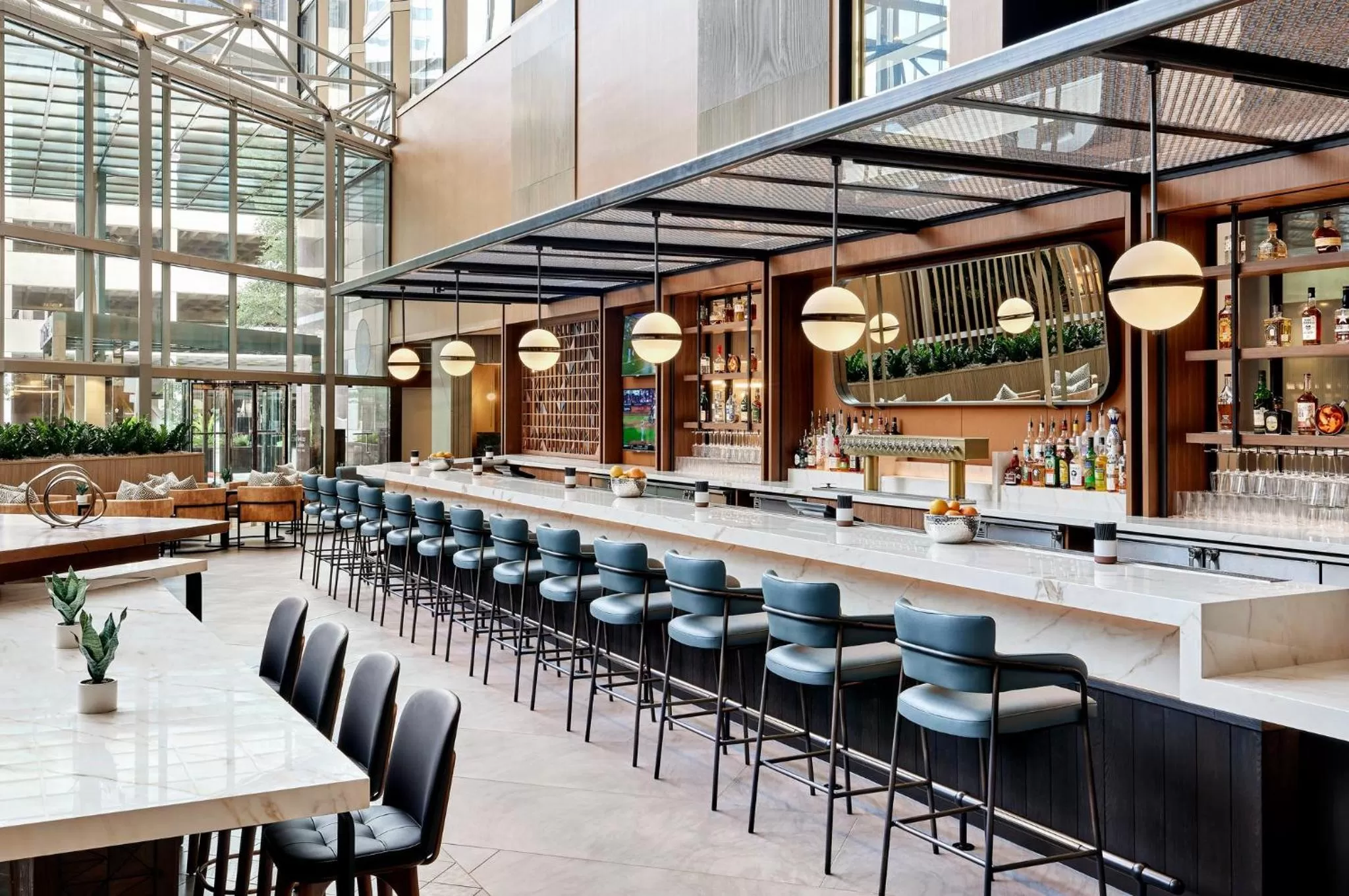 Facade/entrance in Omni Austin Hotel Downtown