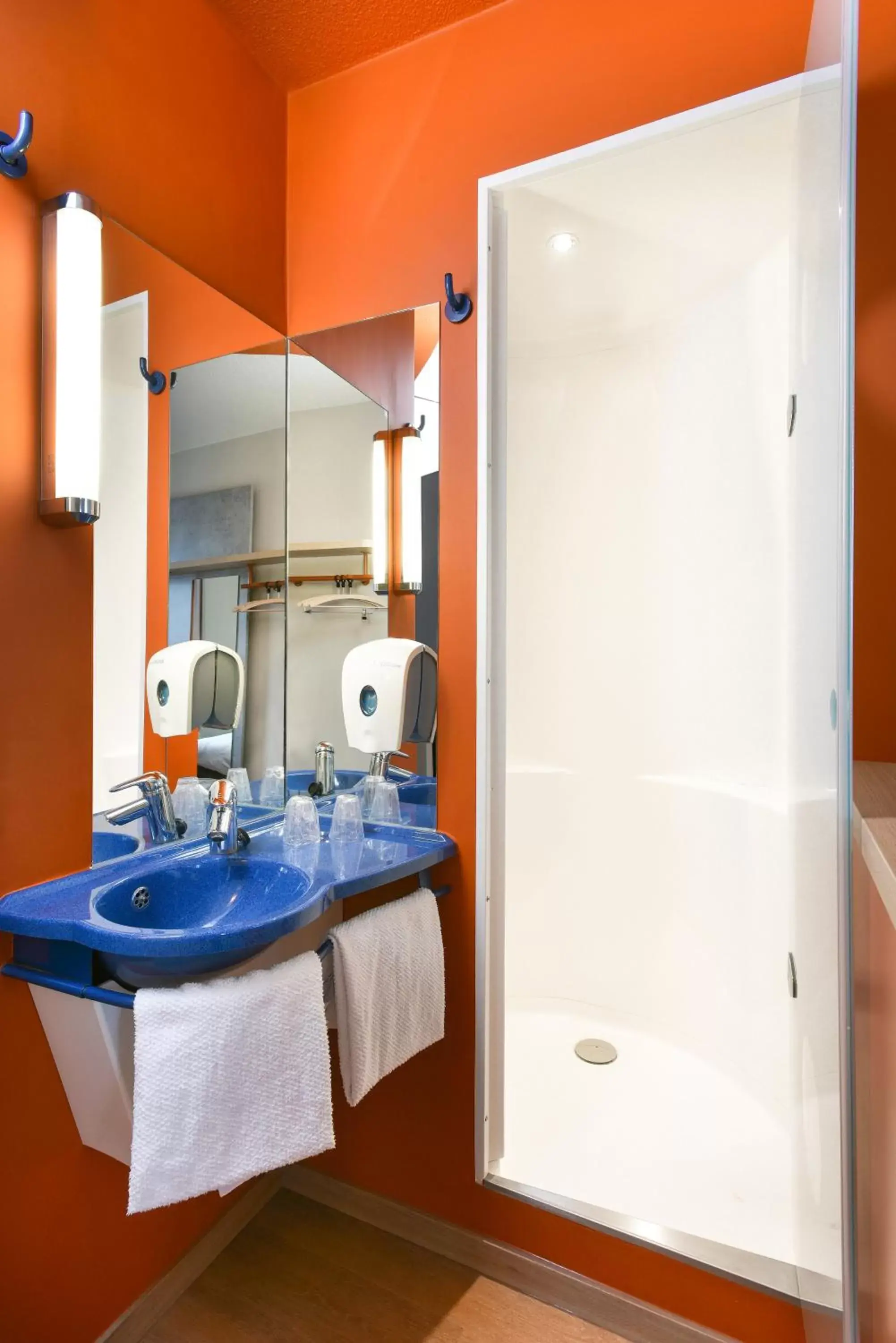 Shower, Bathroom in ibis Budget Charleroi Airport