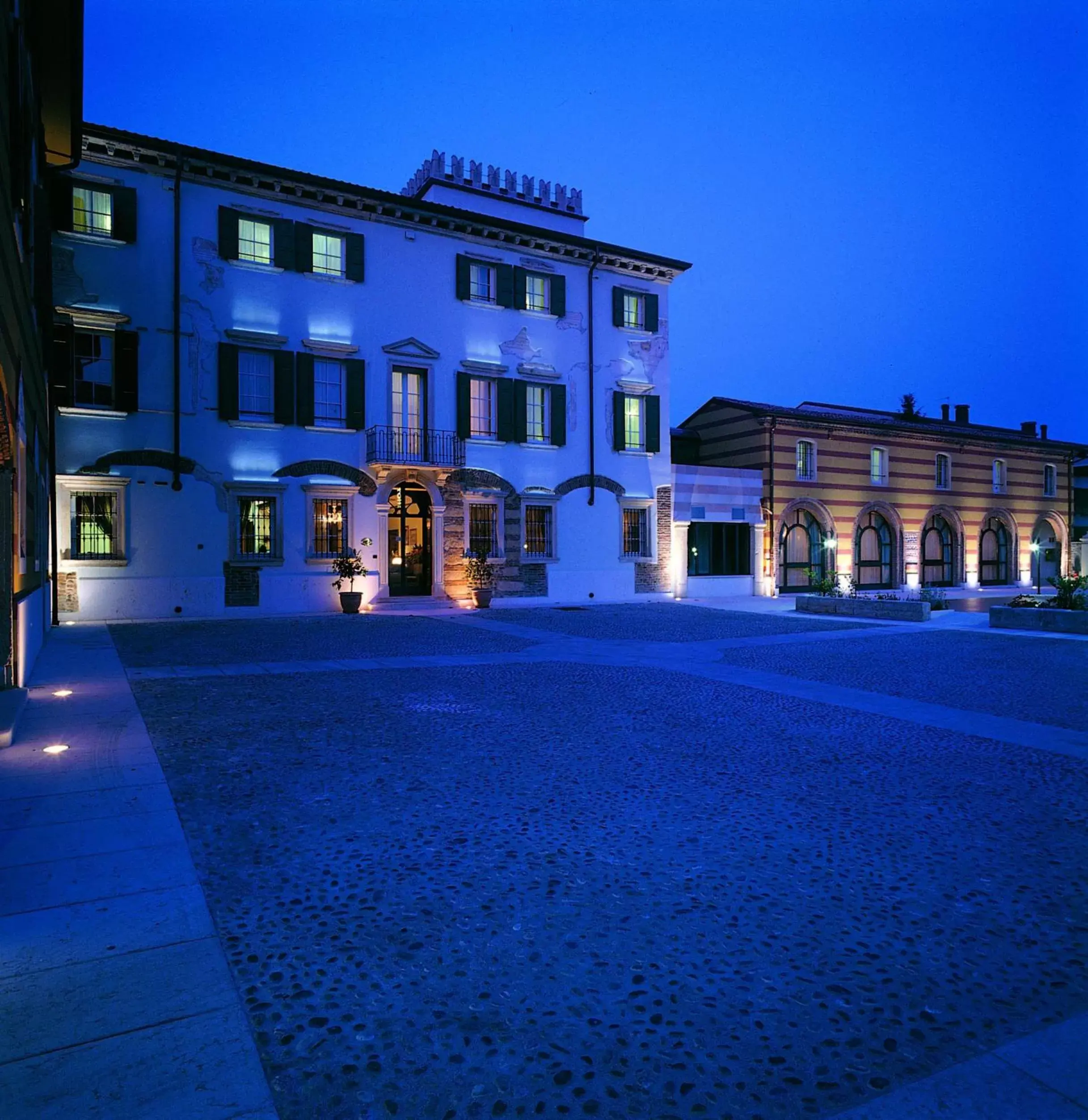 Facade/entrance, Property Building in Hotel Villa Malaspina