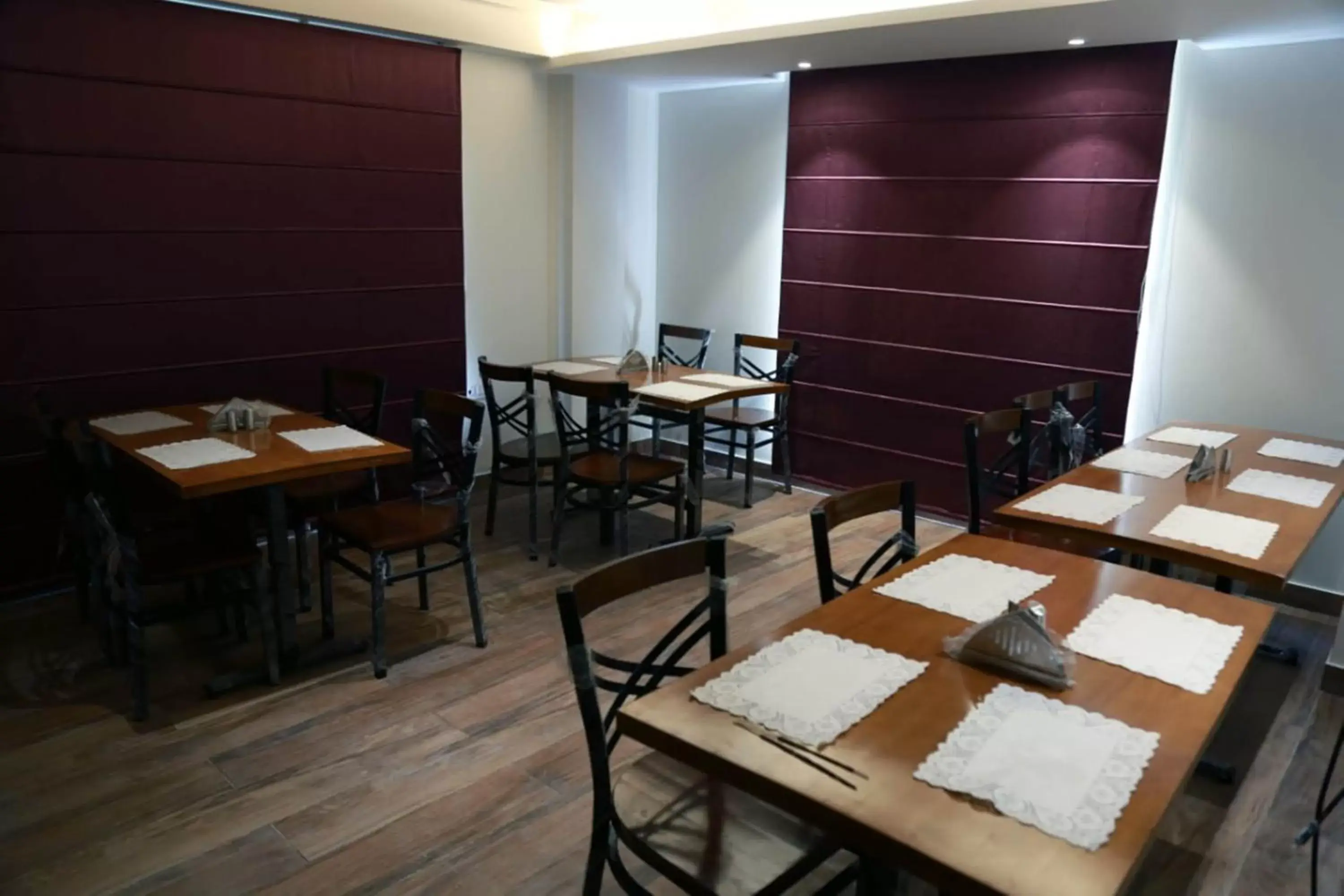 Breakfast in Mahaveer Shimla By Royal Collection Hotels Breakfast in Mahaveer Shimla By Royal Collection Hotels