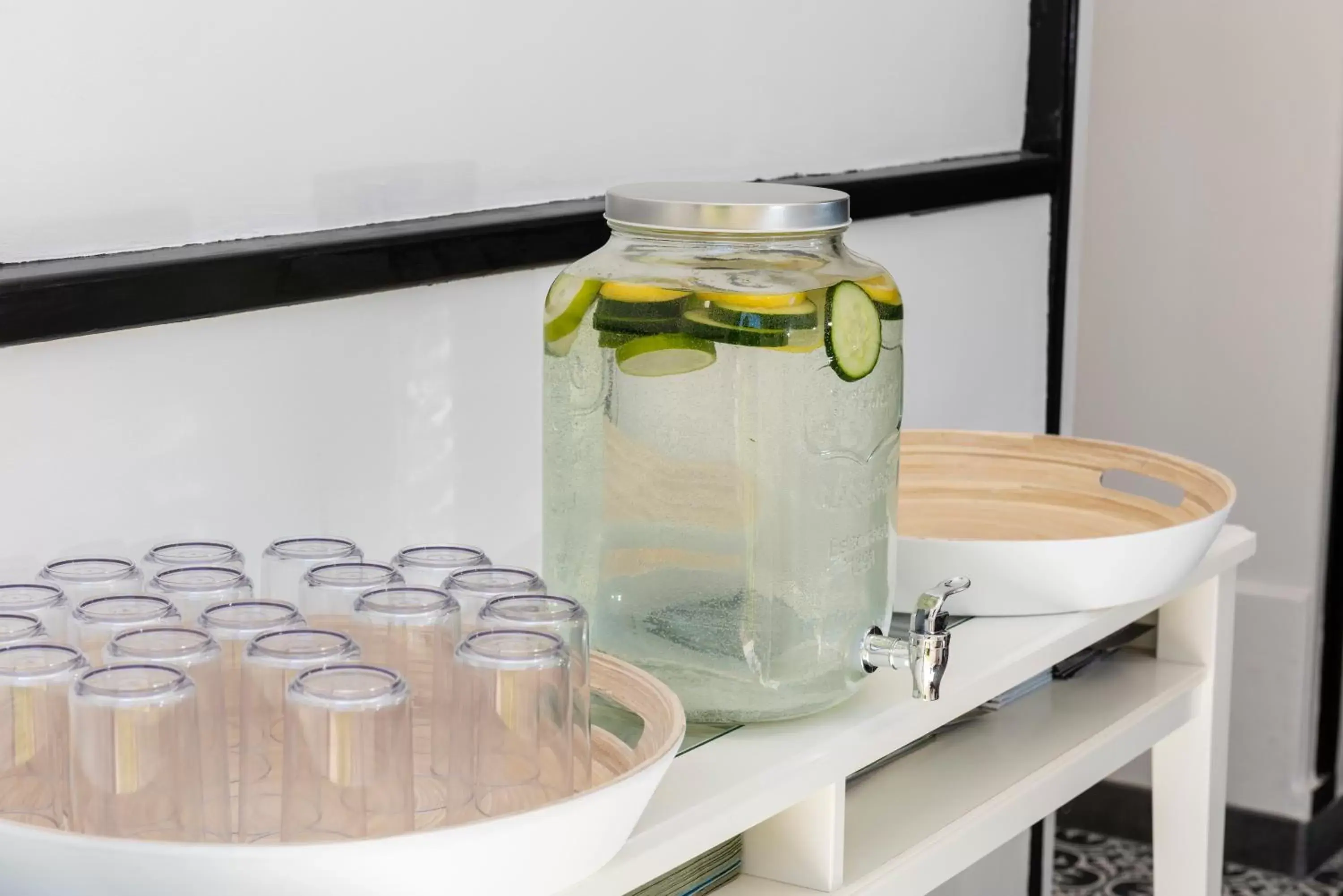 Drinks in Logis Hôtels Restaurant La Mère Hamard Drinks in Logis Hôtels Restaurant La Mère Hamard