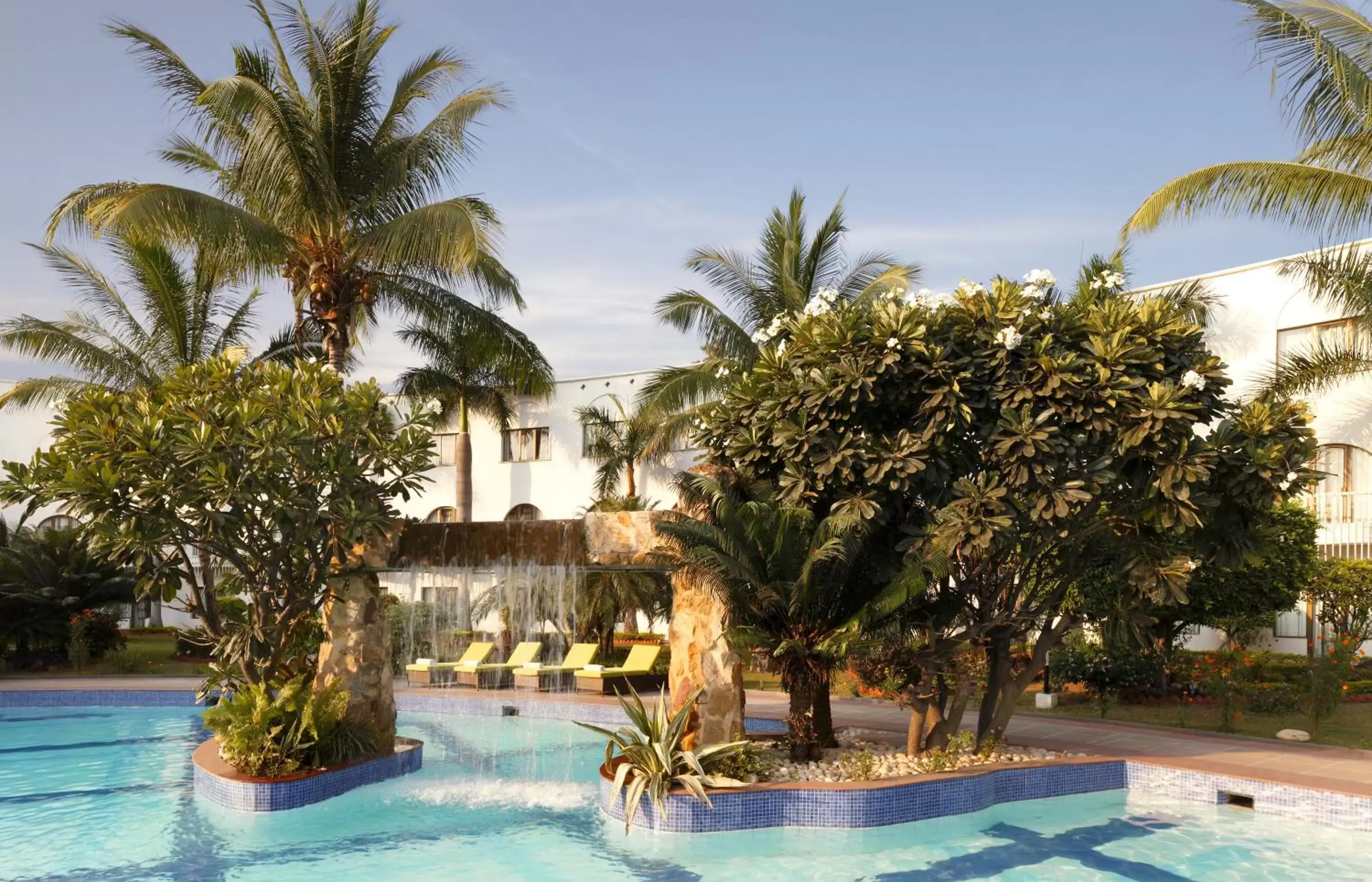Area and facilities, Swimming Pool in Lemon Tree Hotel, Aurangabad