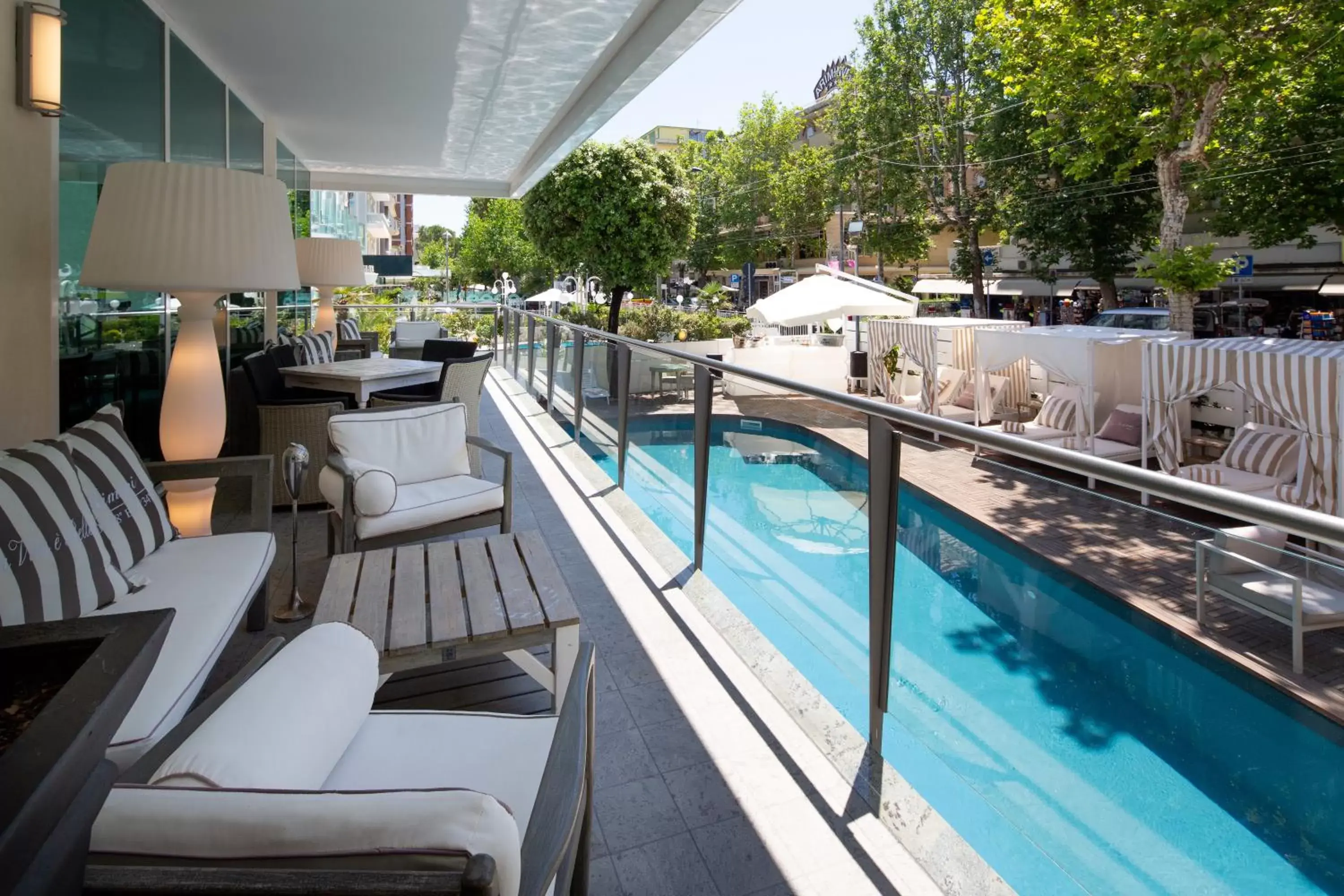 Pool view, Swimming Pool in Best Western Maison B Hotel