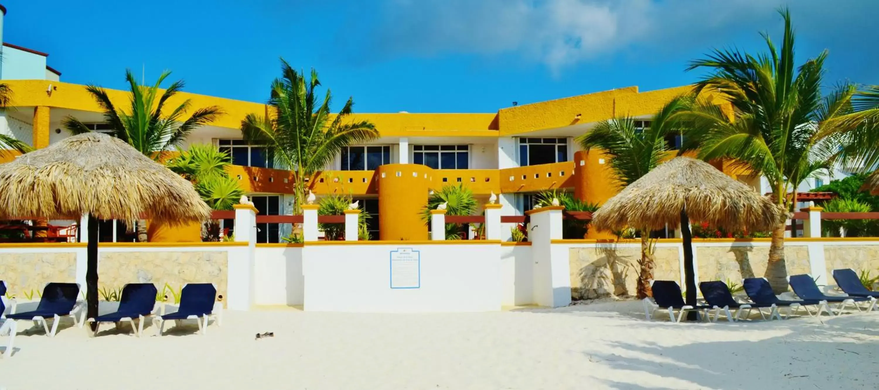 Beach, Property Building in Arrecifes Suites