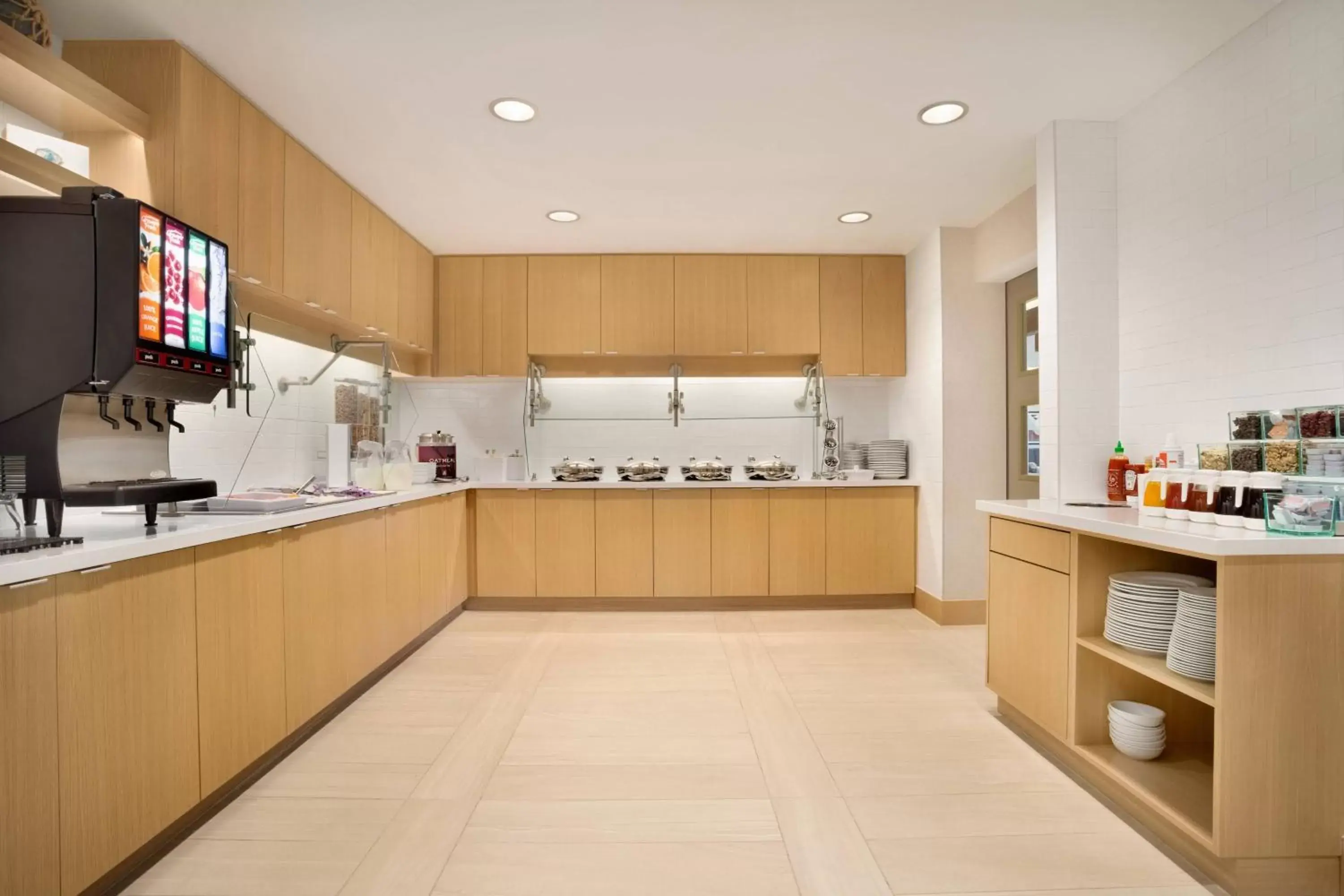 Breakfast, Kitchen/Kitchenette in Residence Inn by Marriott Phoenix Chandler/South