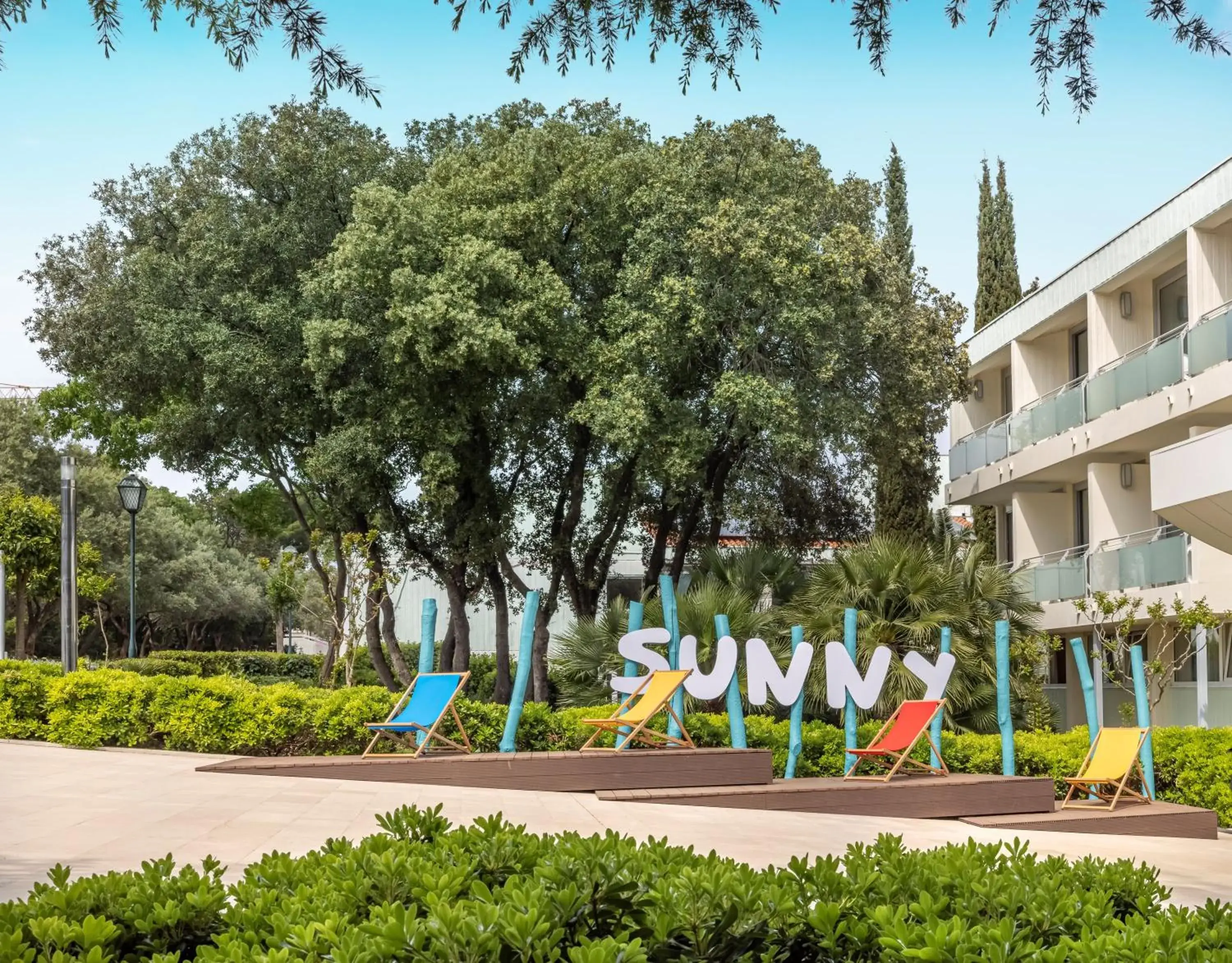 Facade/entrance, Swimming Pool in Club Dubrovnik Sunny Hotel by Valamar