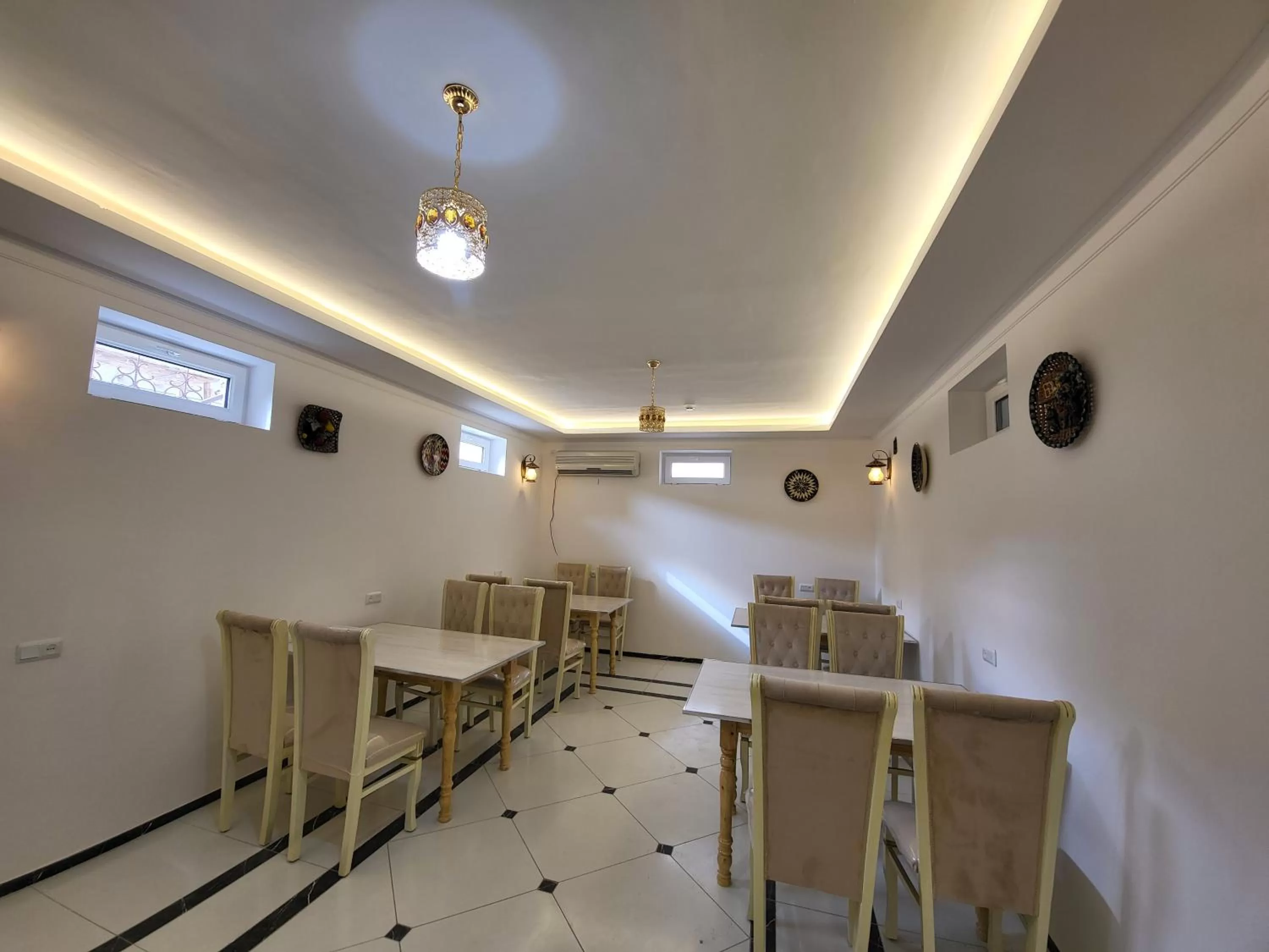 Restaurant/places to eat in Ulli Oy Boutique Hotel & Terrace