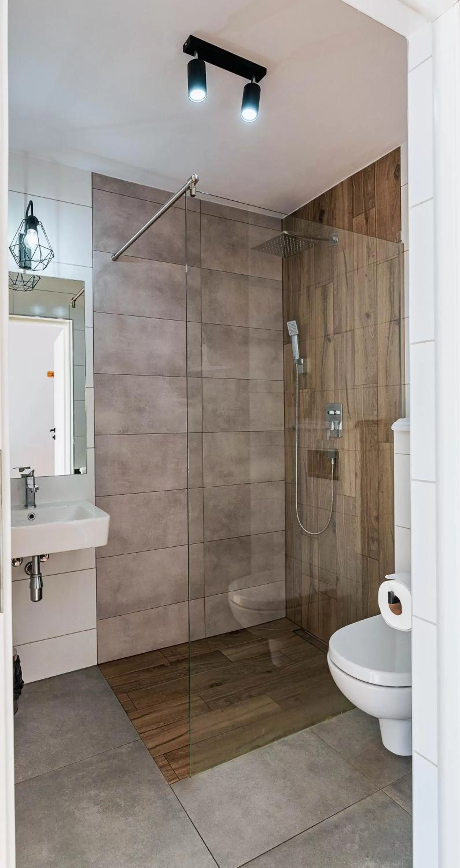 Shower in Willa ŻeglarSki