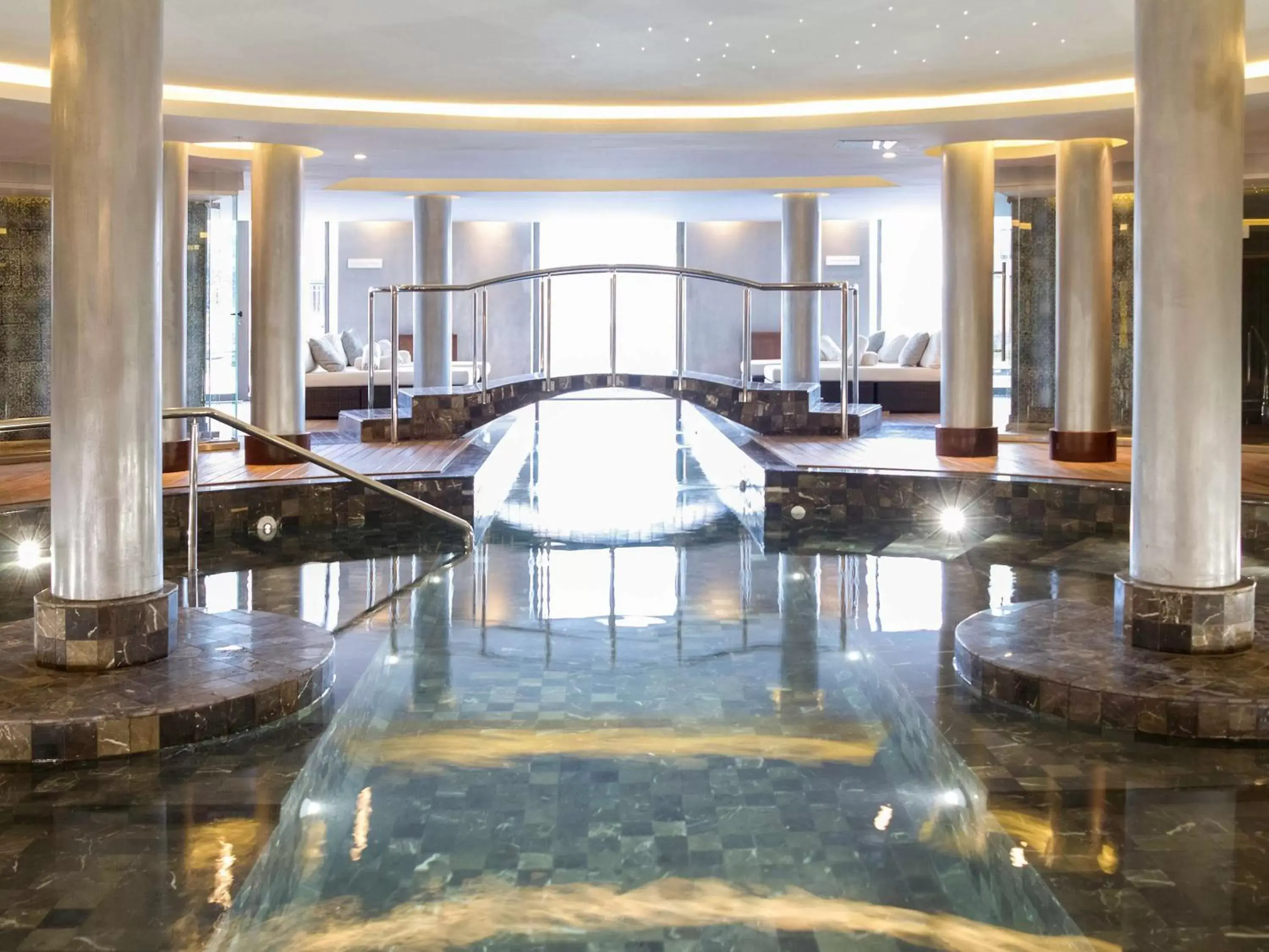 Spa and wellness centre/facilities, Swimming Pool in Sofitel Montevideo Casino Carrasco & Spa