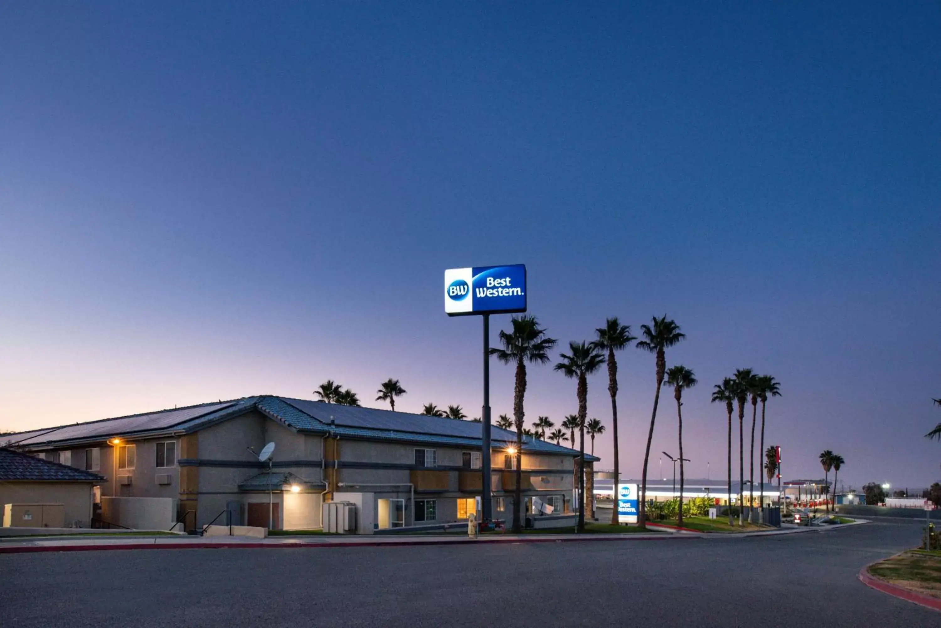 Property Building in Best Western Kettleman City Inn & Suites