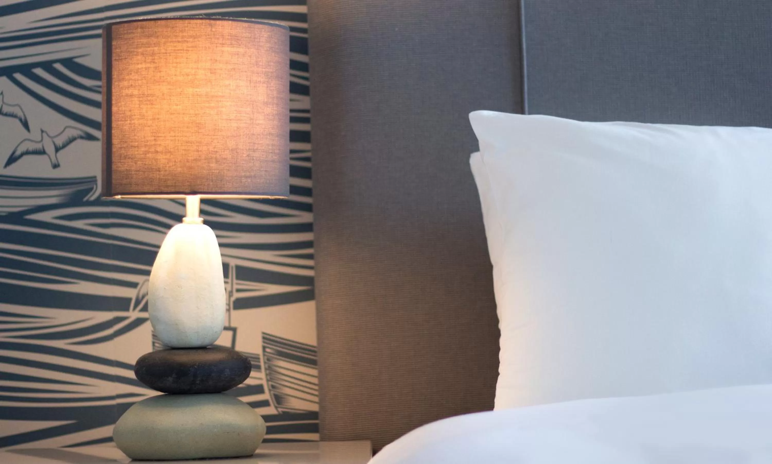 Decorative detail, Bed in The White Lodge Hotel