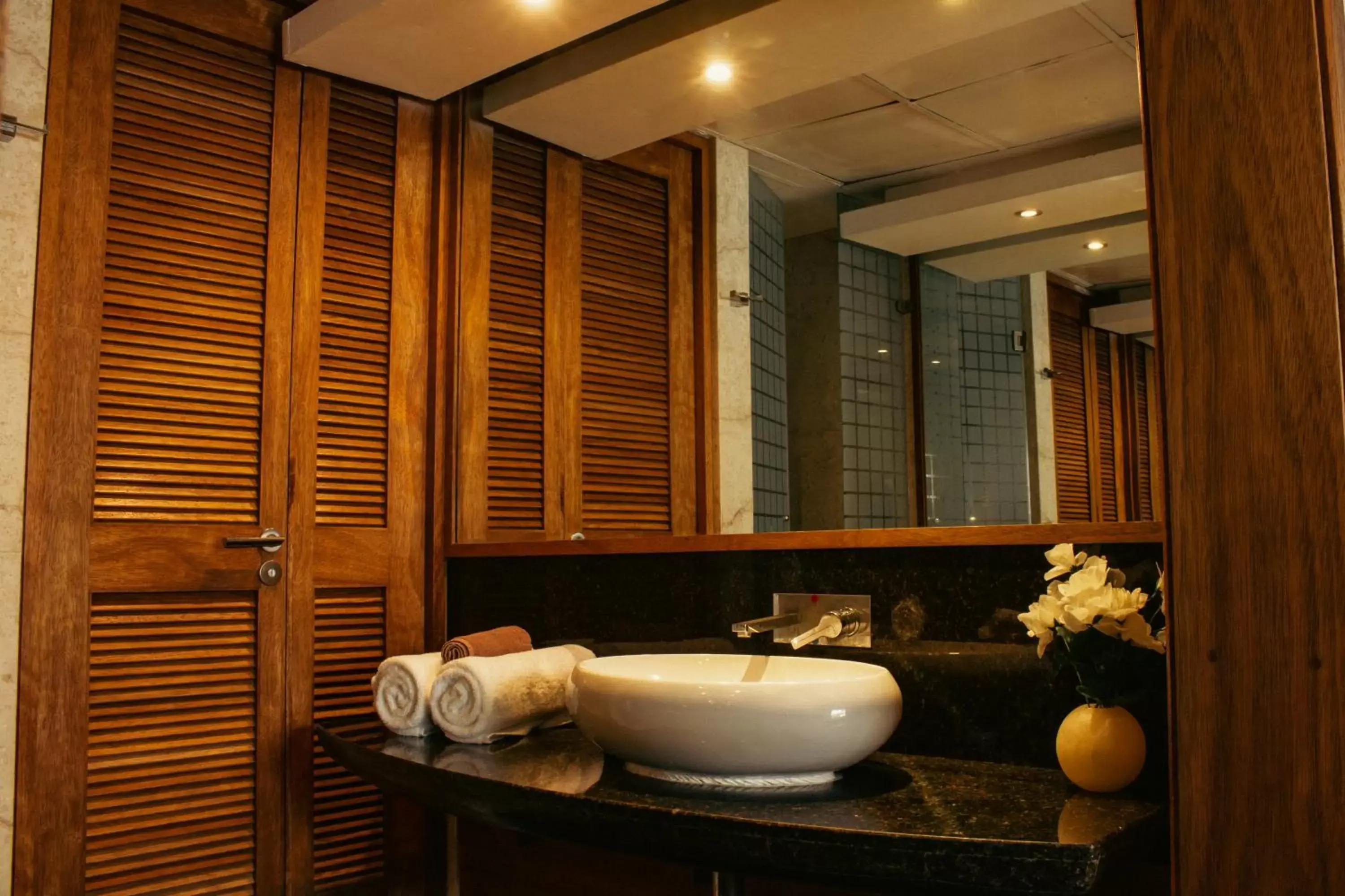 Bathroom in Aldea Thai