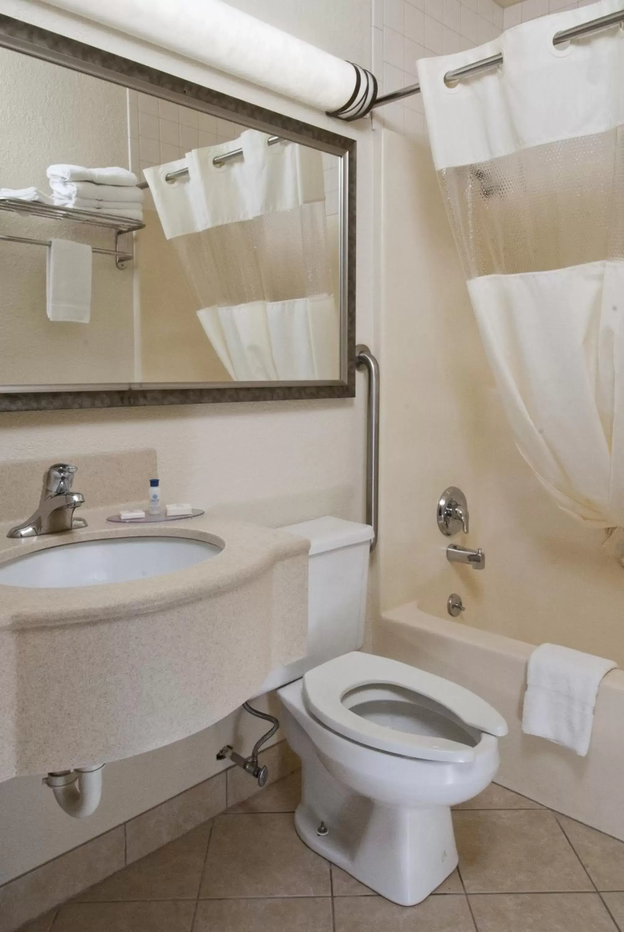 Bathroom in Rivers Edge Motel