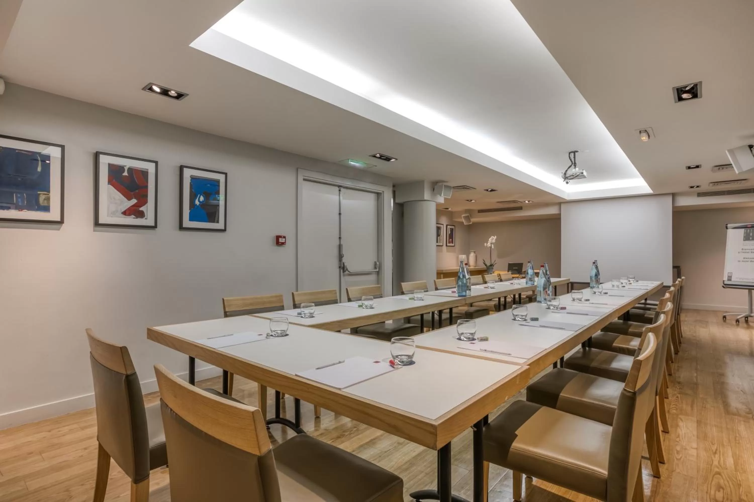 Meeting/conference room in Hôtel Bel Ami